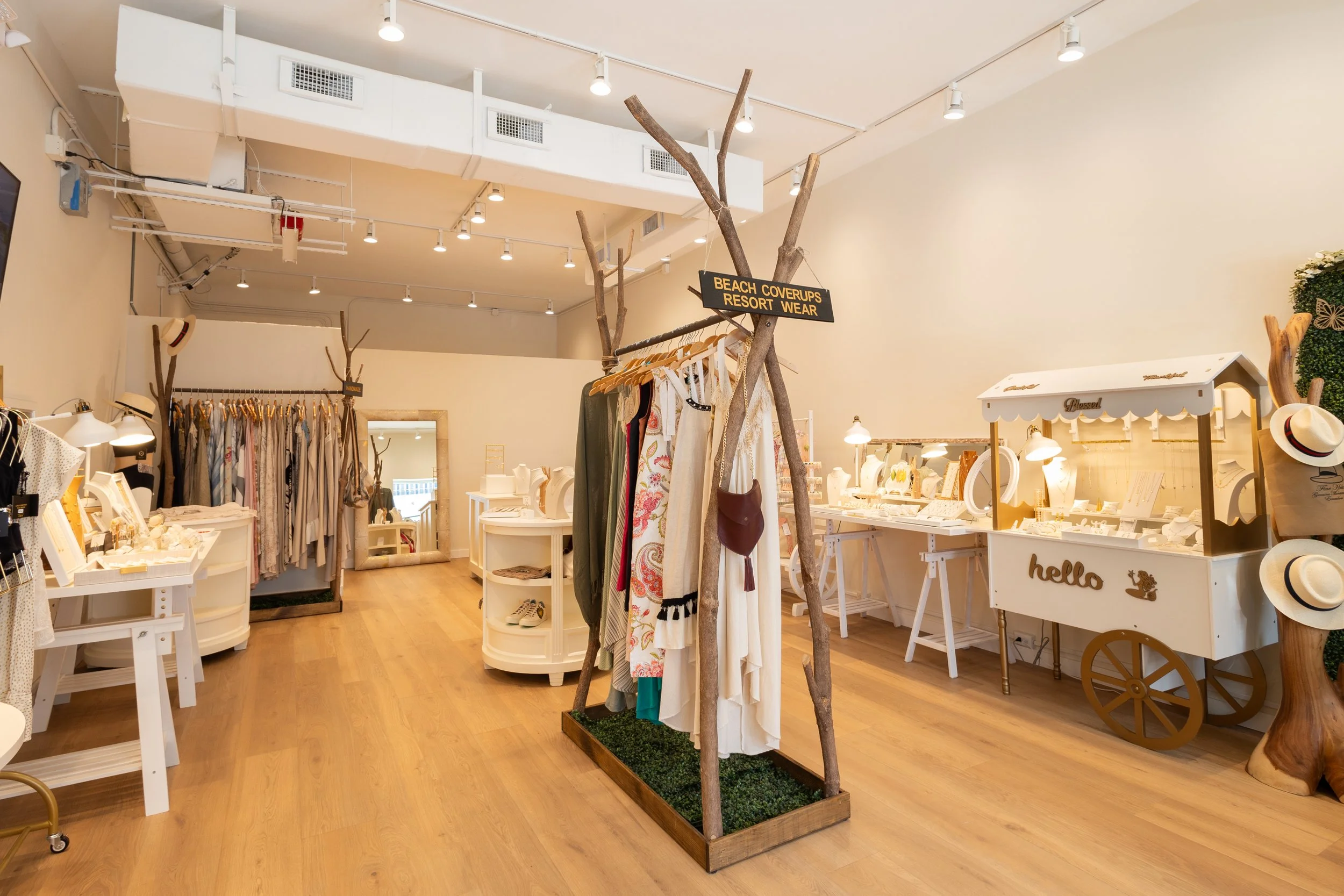 Montecristi Boutique (Edited Google Store)-2.jpg