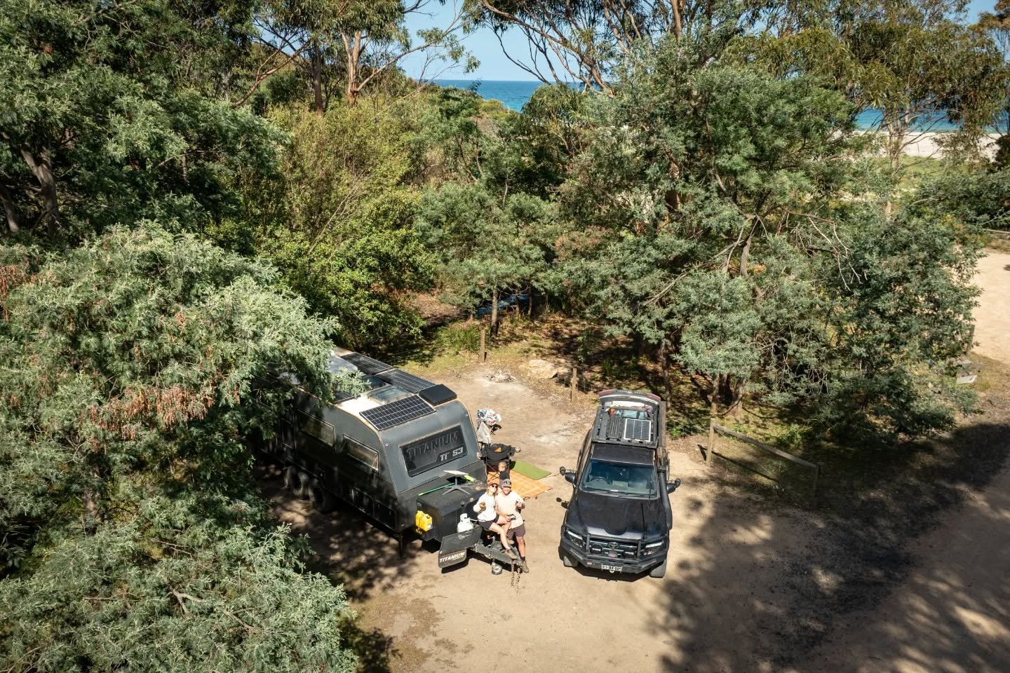 FREE CAMP ALERT ⚠️ 

After being overwhelmed by the amount of people at the camps around Bay of Fires, we were stoked to have this one basically to ourselves! 🙌
This camp is Little Beach; about 20 minutes south of Scamander, there's roughly 6 sites 