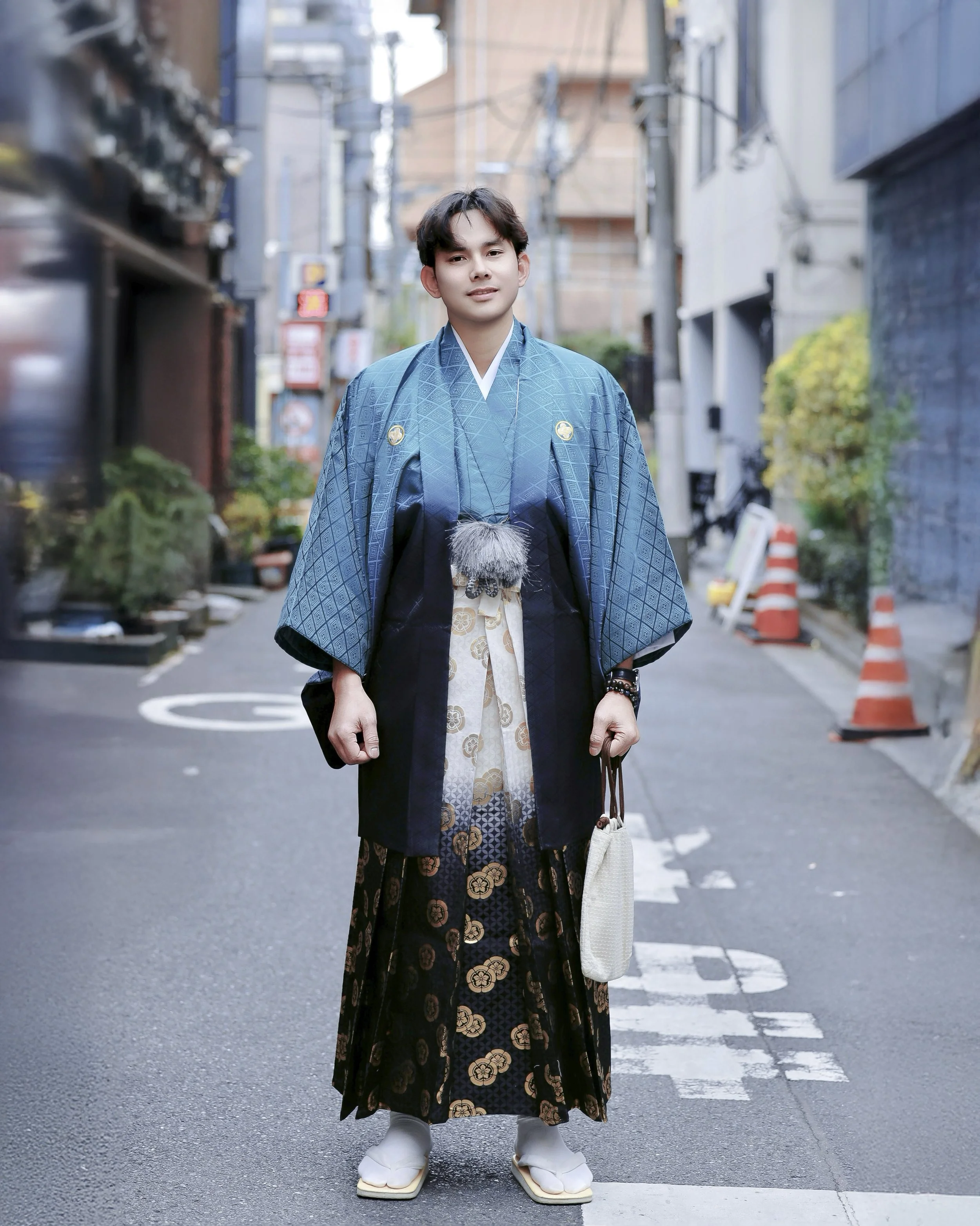Elevate your presence with Sunny's Premium Men's Hakama 
