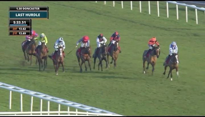 A great trip over to @doncasterraces bringing home a double with Thedeviluno and Feet of a Dancer, both ridden by @sokeeffe99. Well done to all connections👏