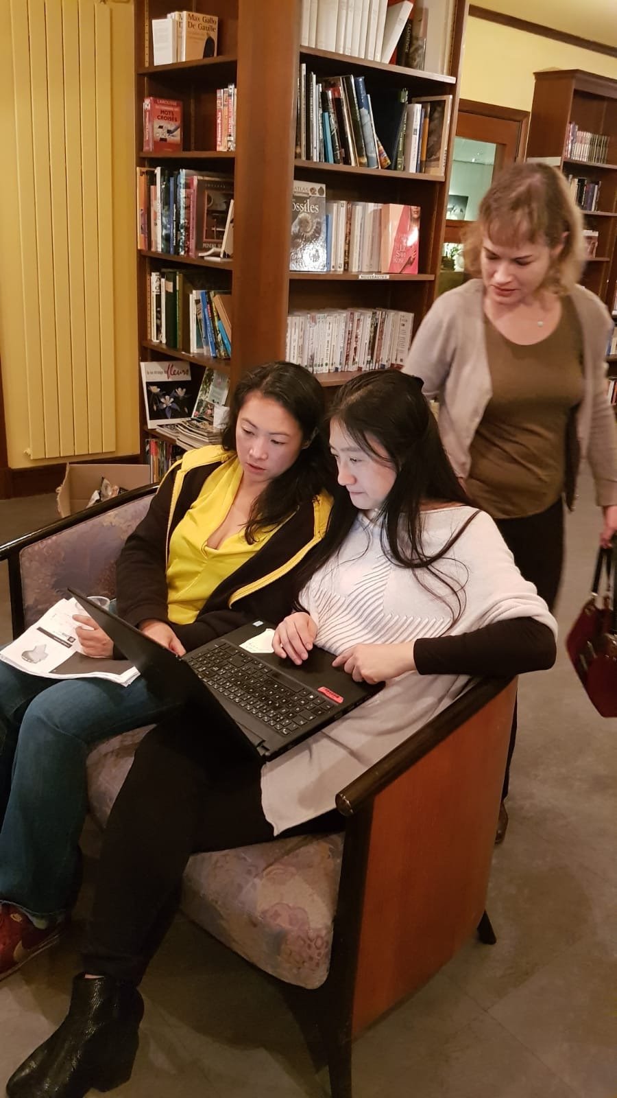 bdf5b14e-a81c-4486-8aa7-7394609f834a.jpg