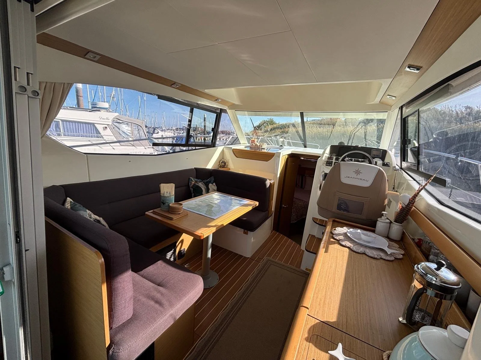 Jeanneau Merry Fisher 10 boat for sale (21).JPG