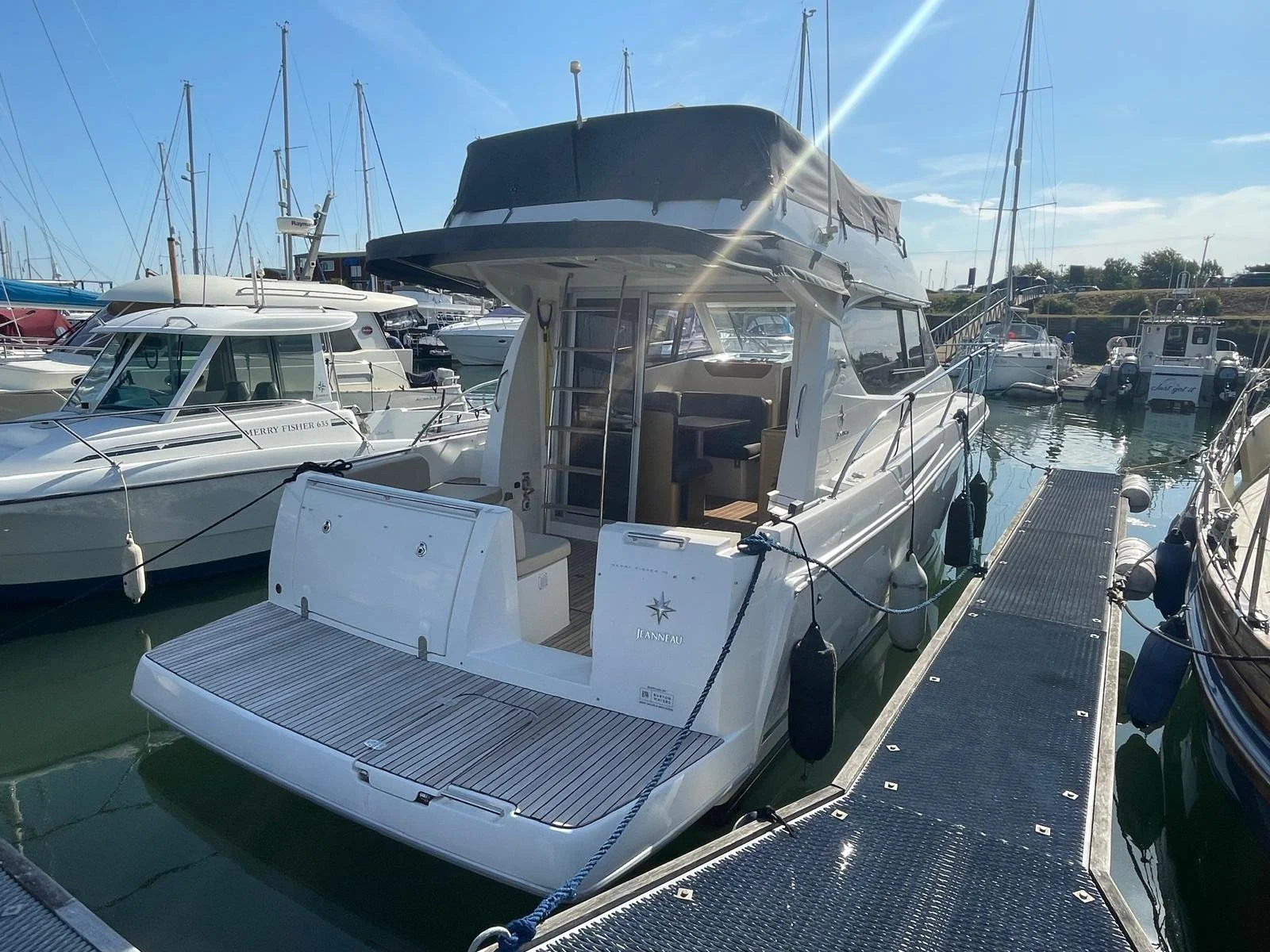 jeanneau merry fisher 10 for sale