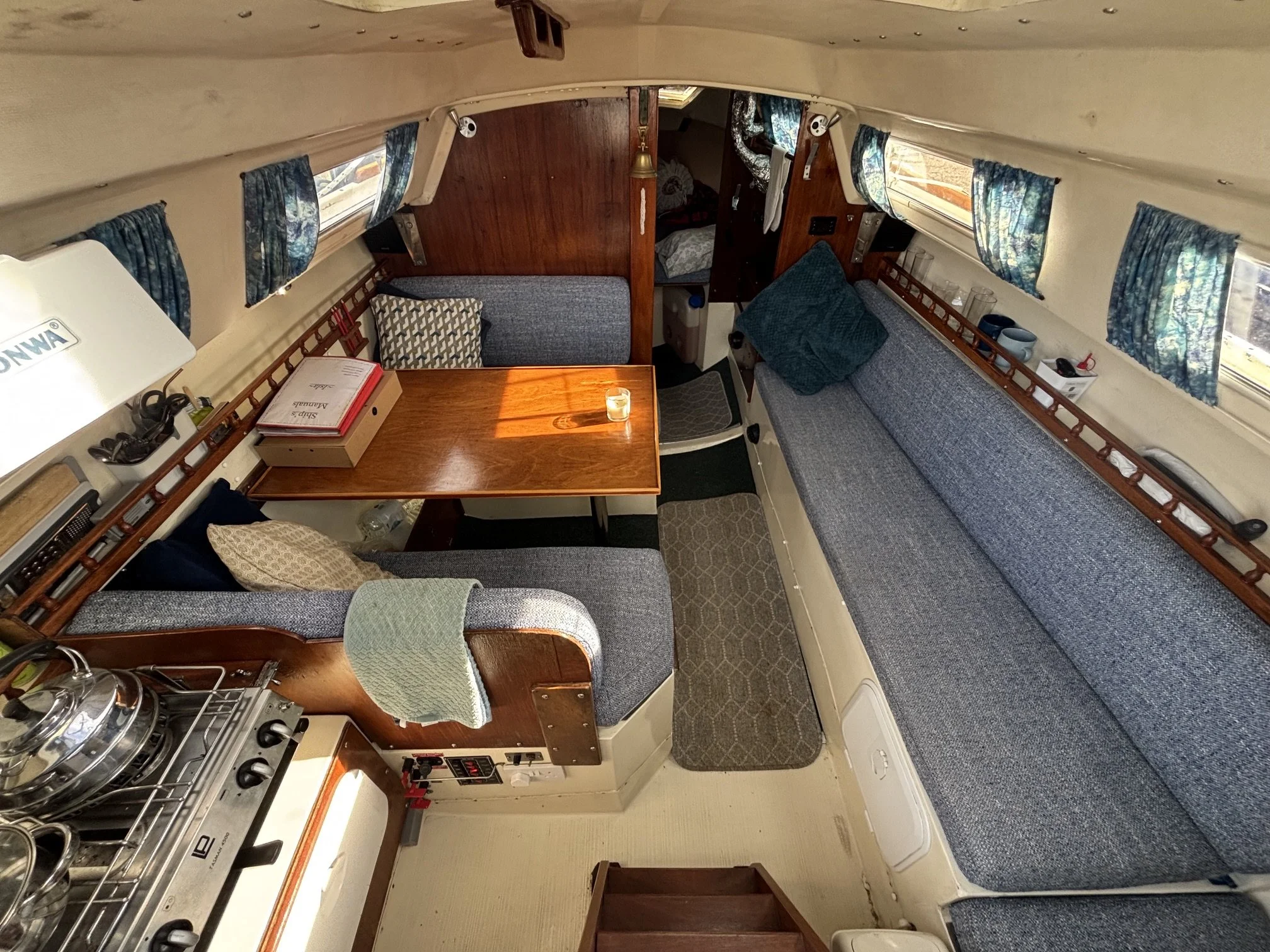 Jaguar 25 boats for sale (16).jpeg