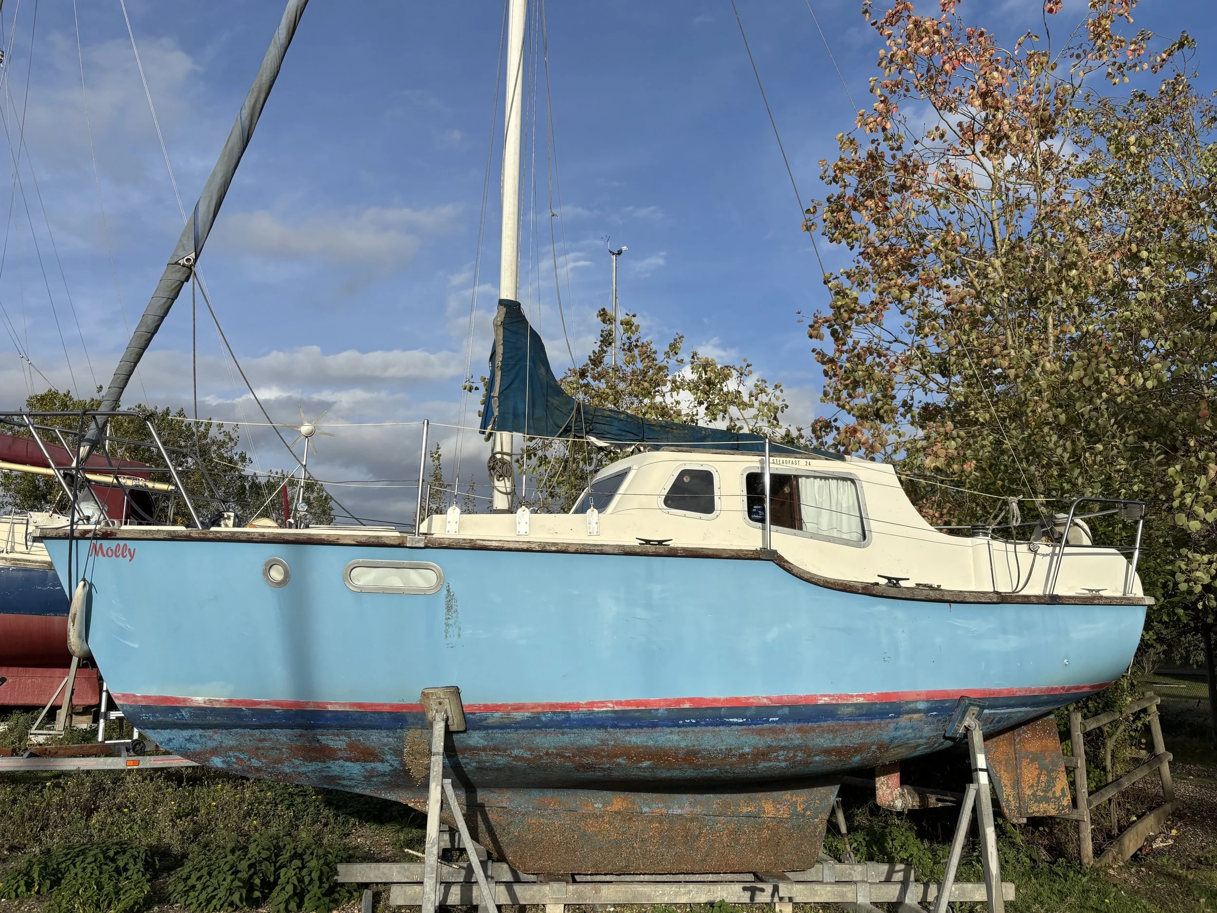 Steadfast 24, motor sailer for sale (14).jpeg