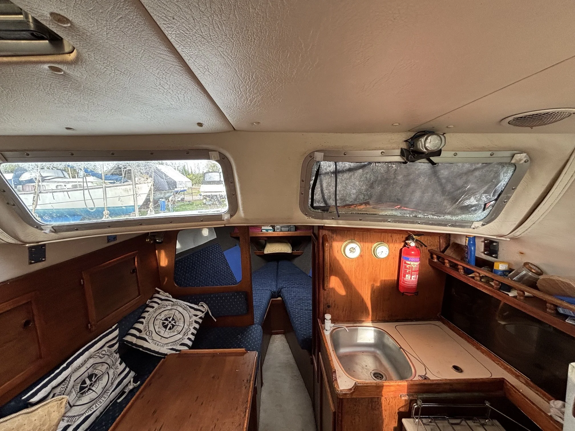 Steadfast 24, motor sailer for sale (34).jpeg