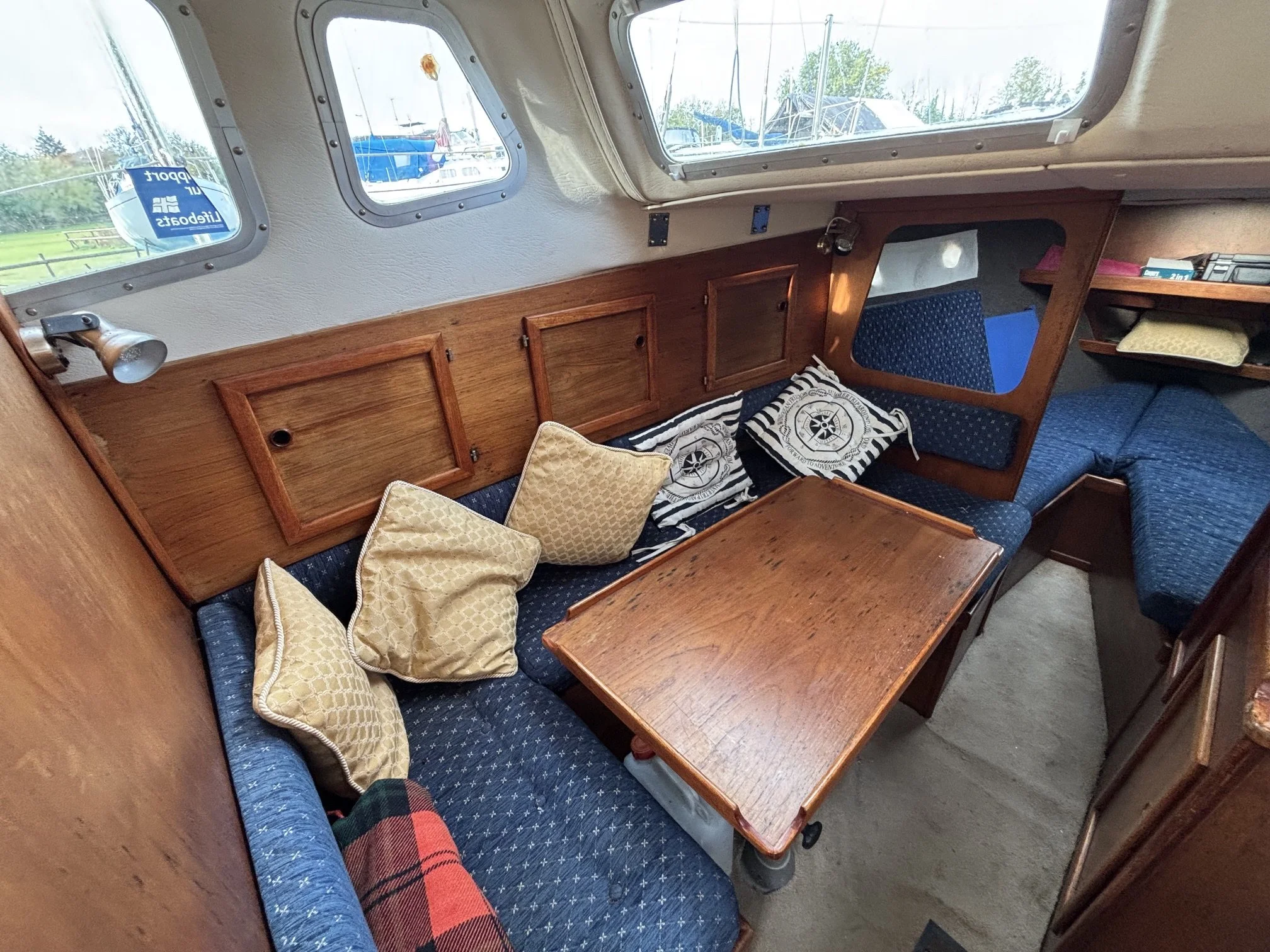 Steadfast 24, motor sailer for sale (33).jpeg