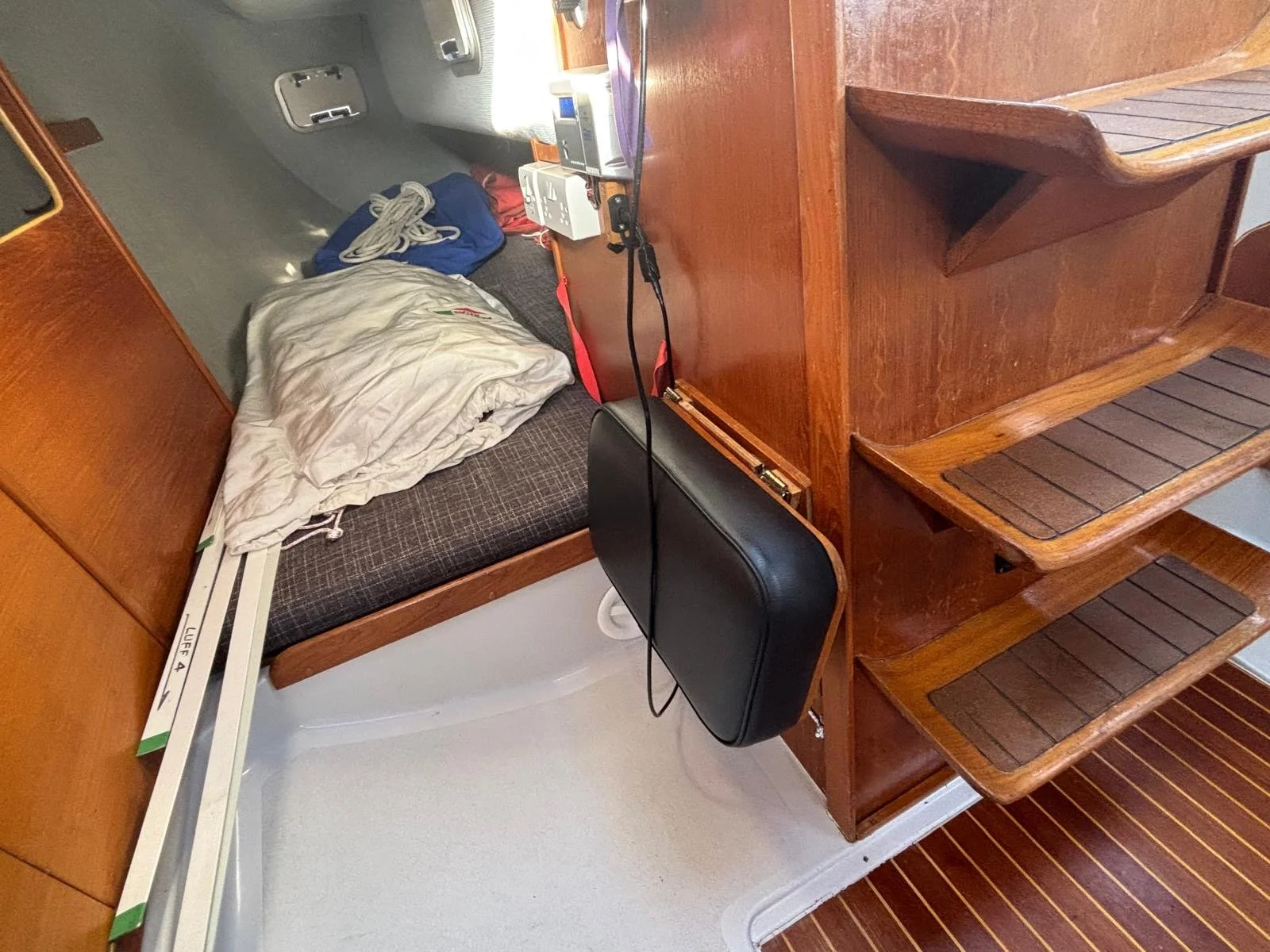 Parker 275 boats for sale (39).JPG