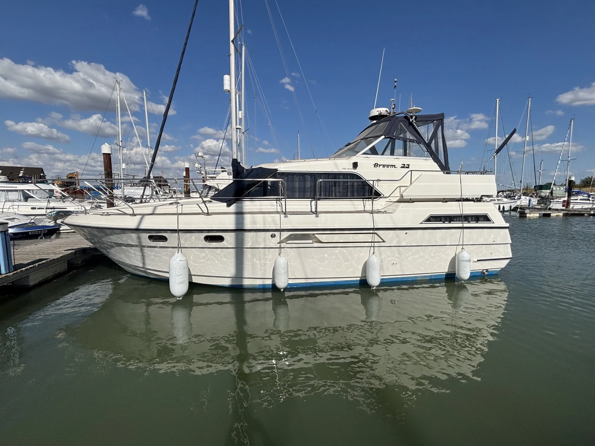 Broom 33