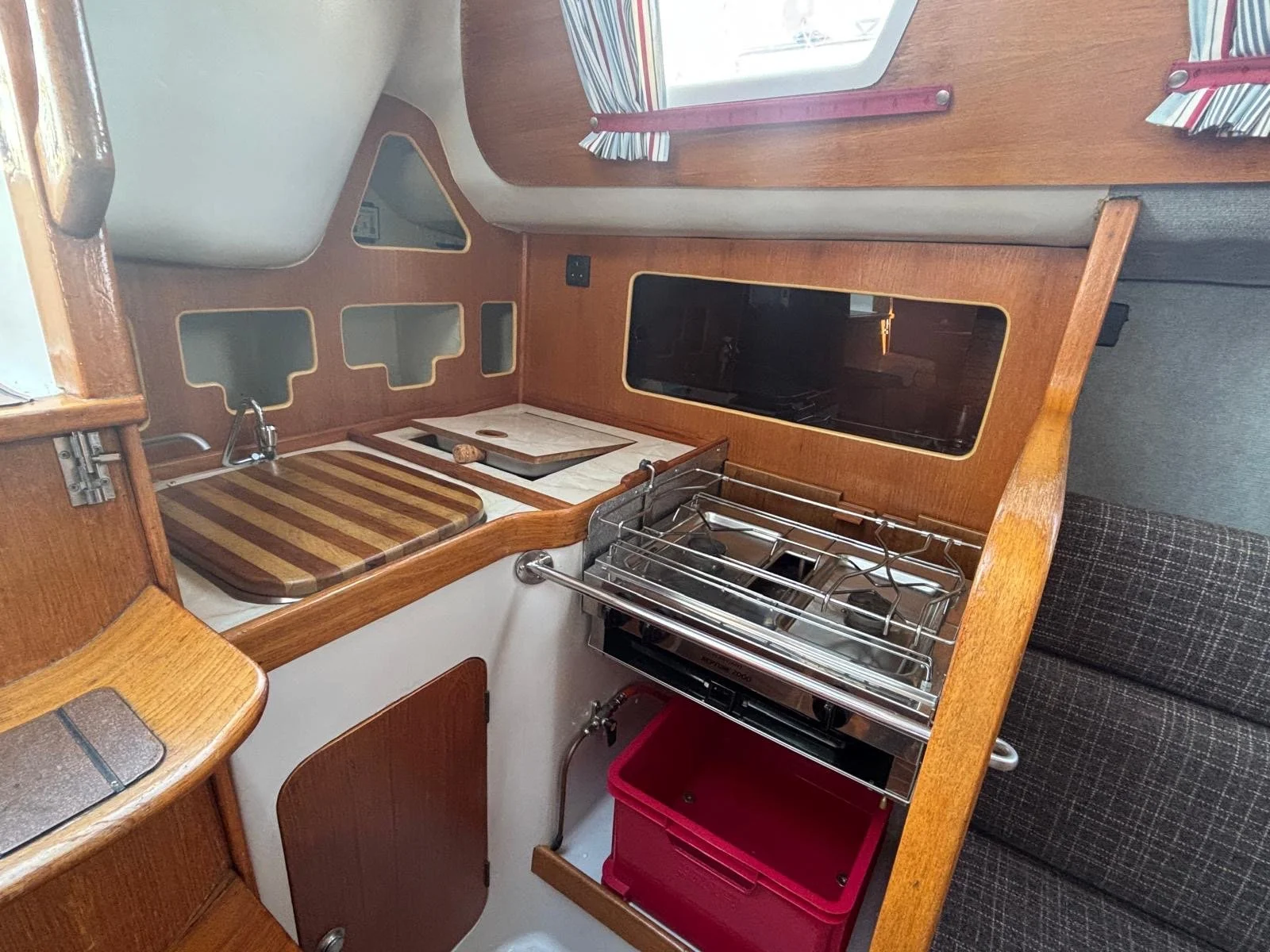 Parker 275 boats for sale (42).JPG