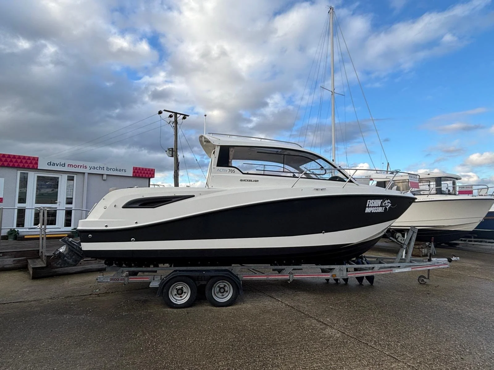 Quicksilver Activ 705