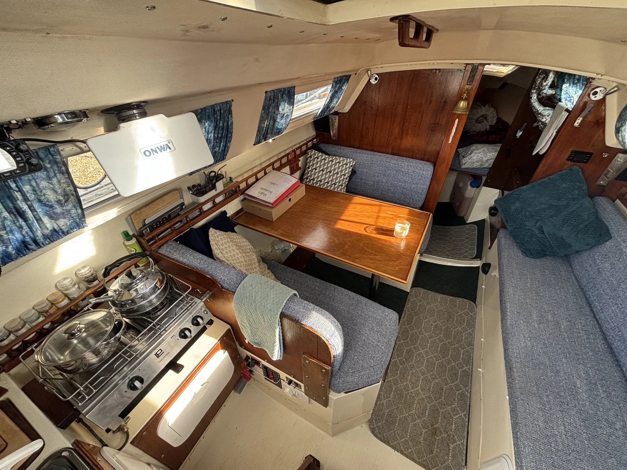 Jaguar 25 boats for sale (17).jpeg