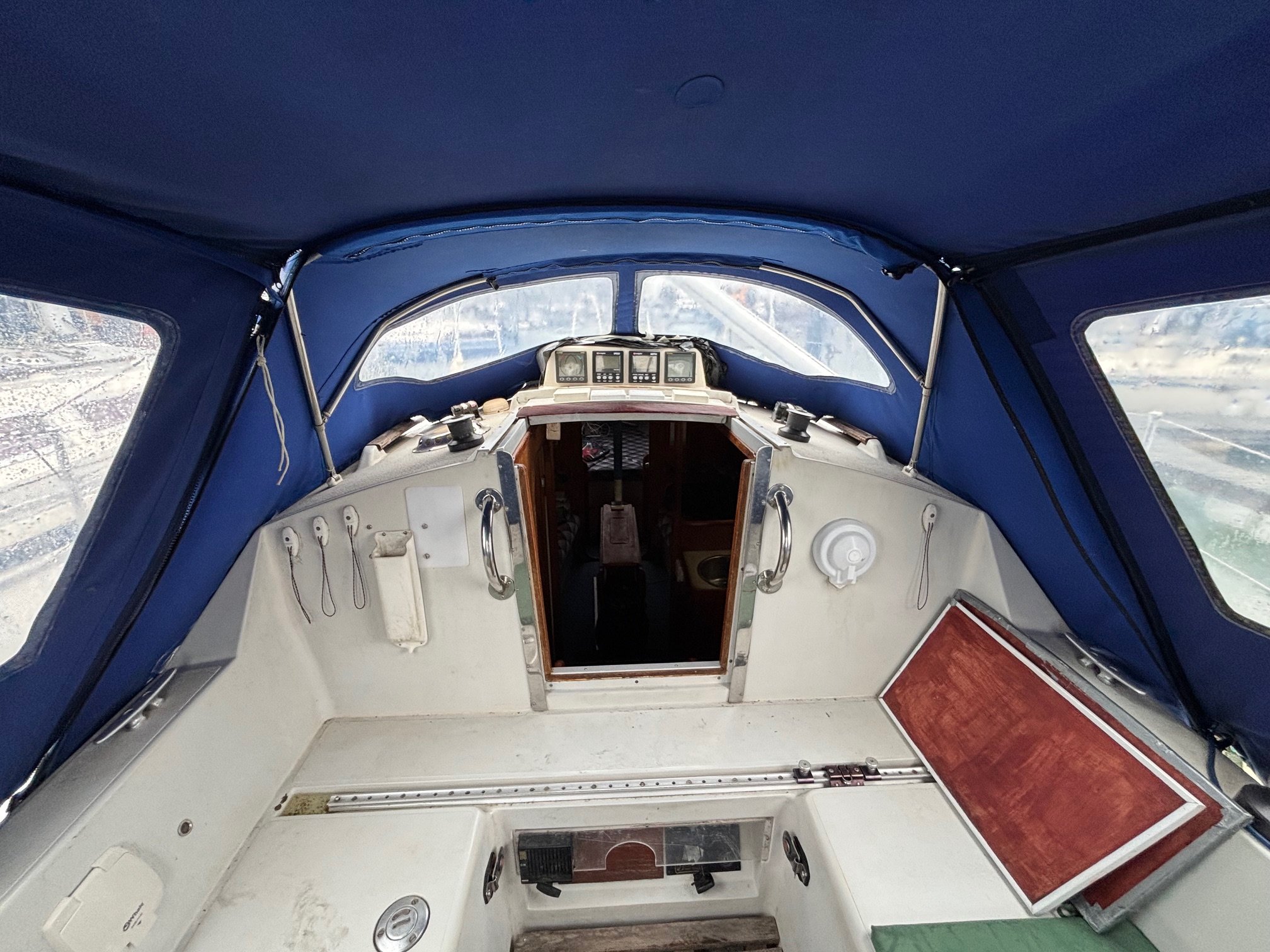 Moody 27, boats for sale (10).jpeg