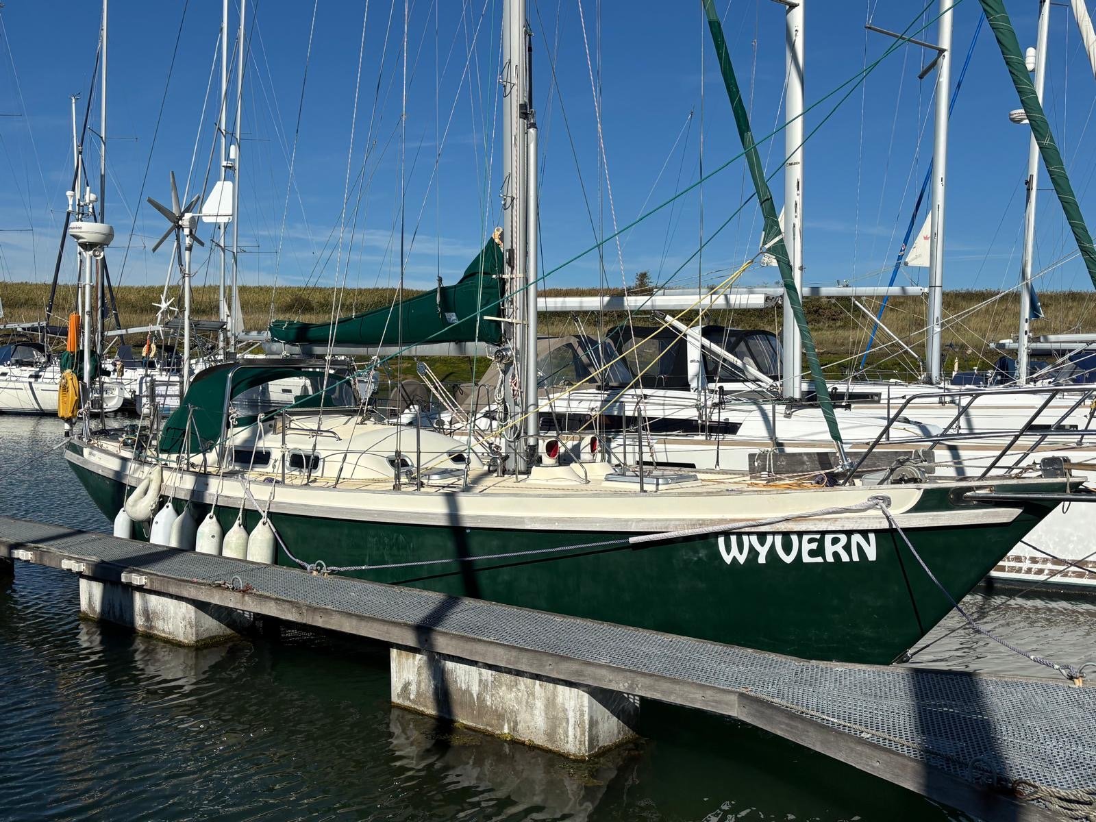 Tradewind 35