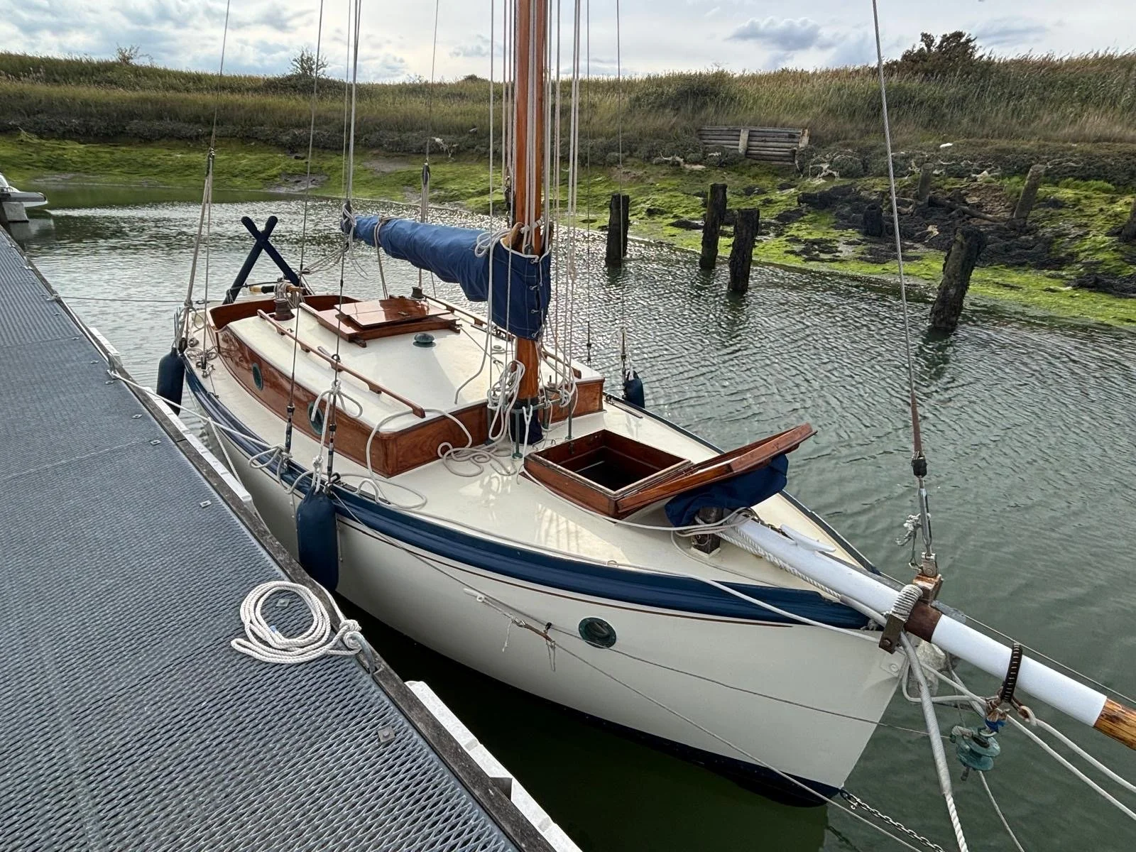 Classic Douglas Stone 20ft Gaff Cutter