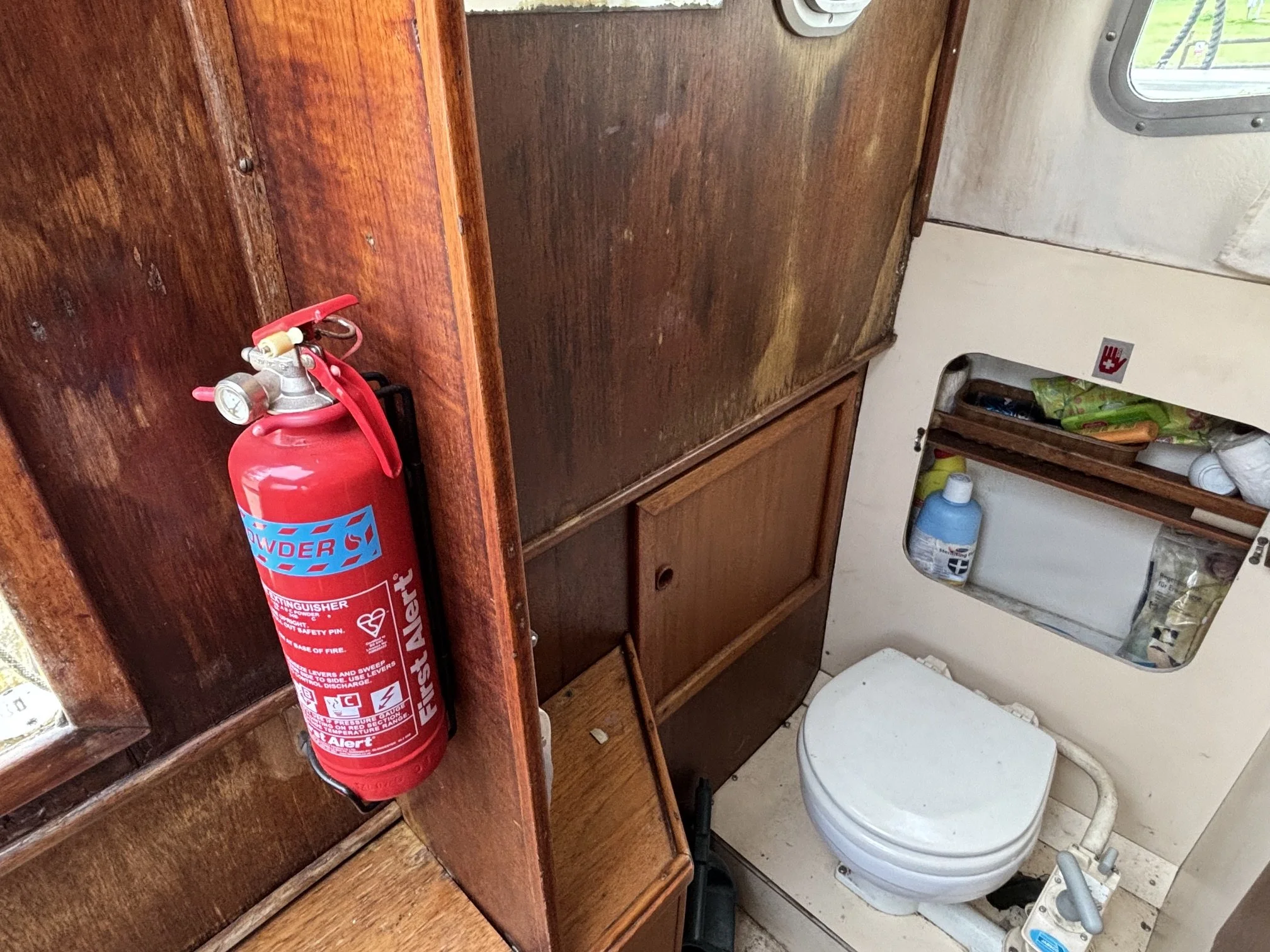 Steadfast 24, motor sailer for sale (4).jpeg