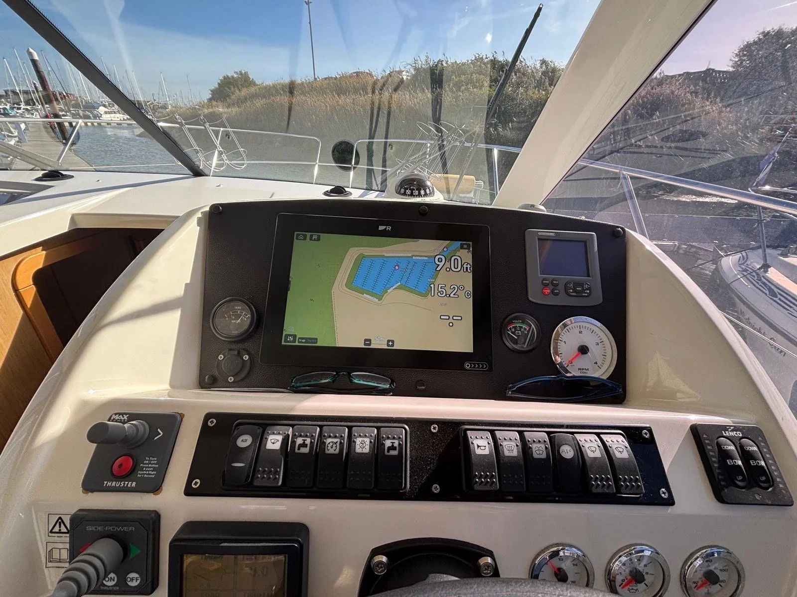 Jeanneau Merry Fisher 10 boat for sale (17).JPG