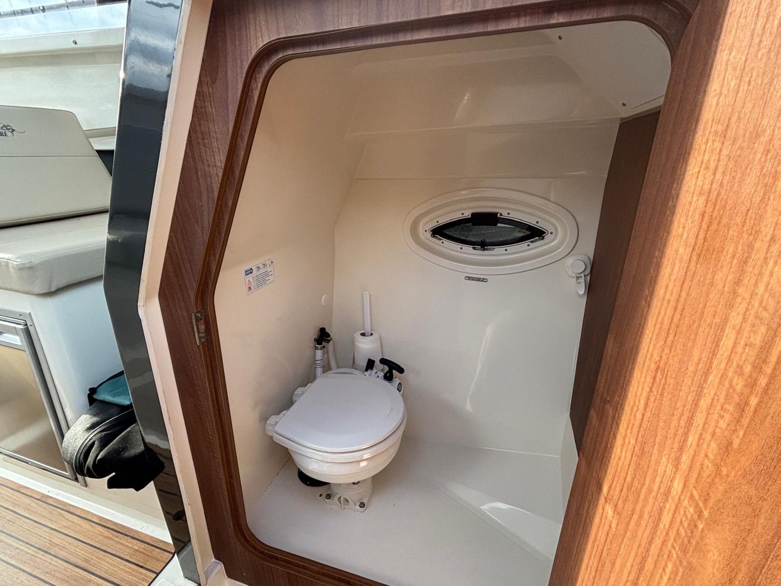 Quicksilver Activ 705, boats for sale (4).JPG