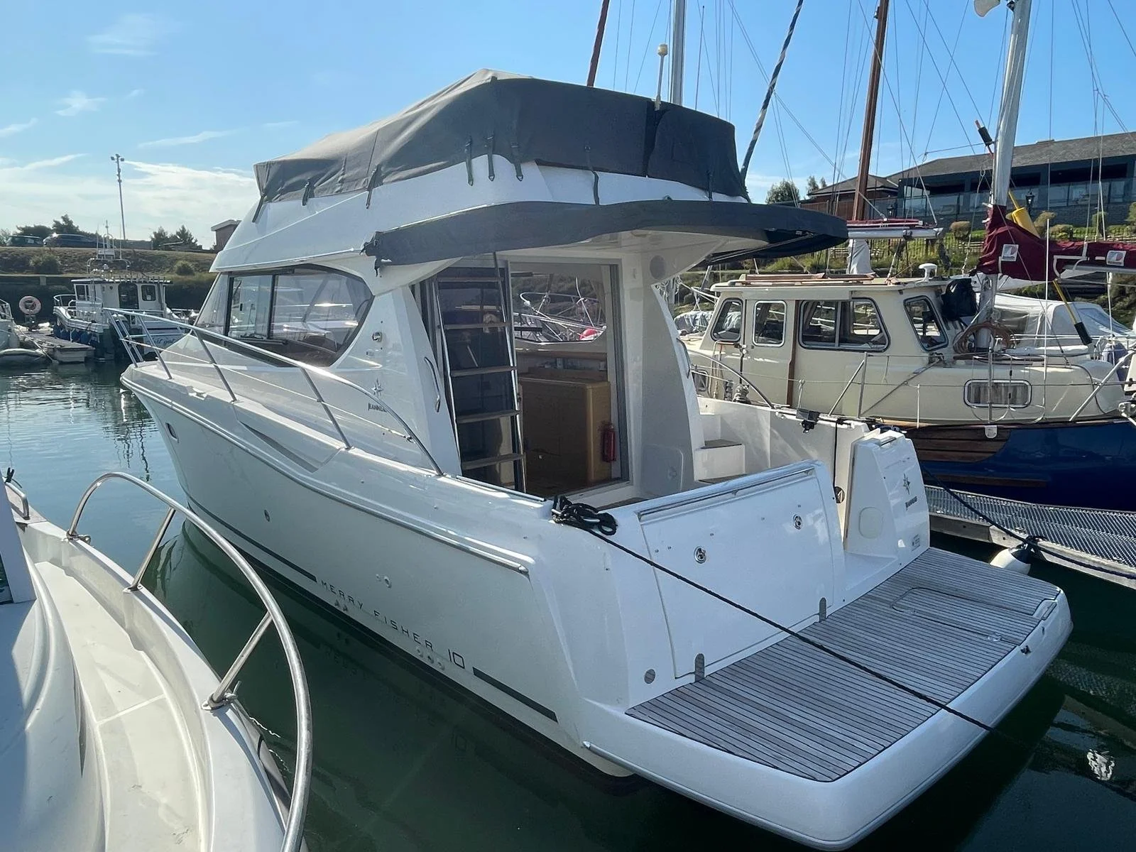 jeanneau merry fisher 10 for sale