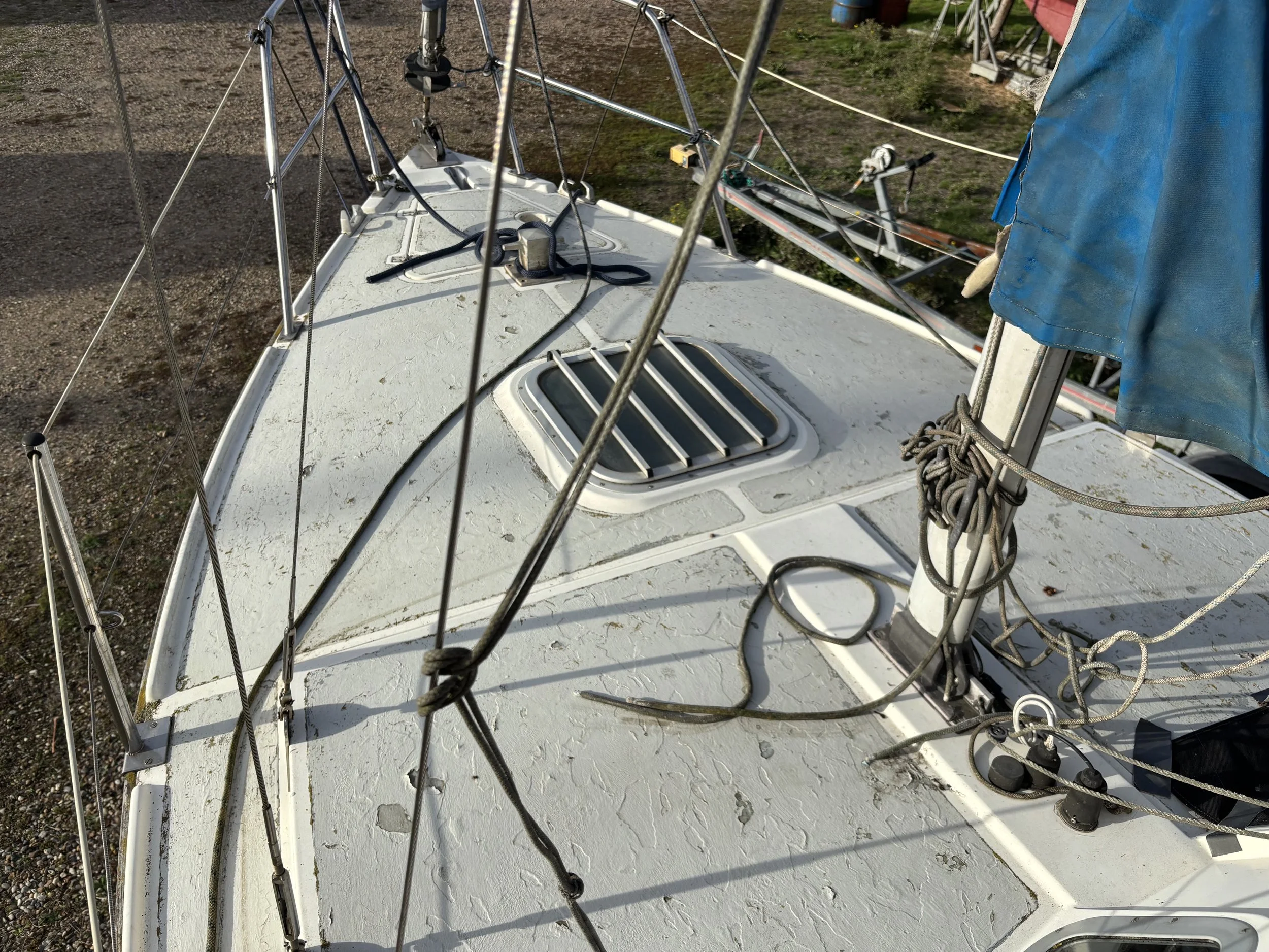 Steadfast 24, motor sailer for sale (19).jpeg