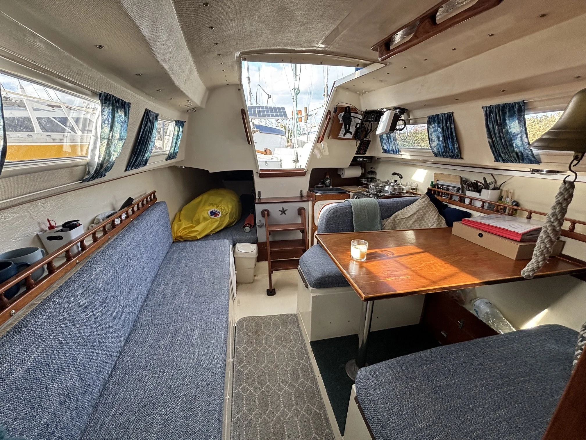 Jaguar 25 boats for sale (21).jpeg
