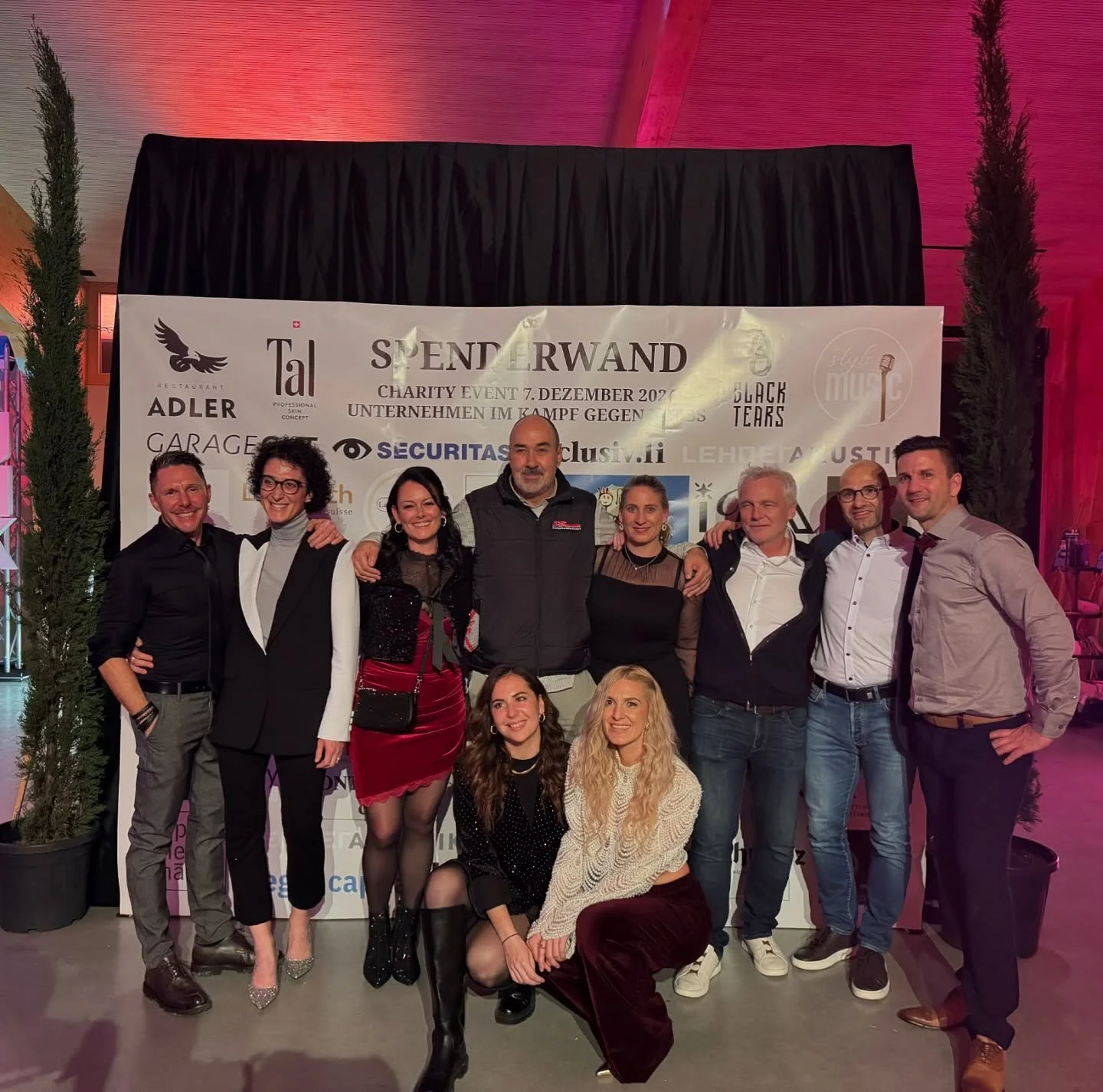 🌟 Danke f&uuml;r eine unvergessliche Nacht! 🌟

Wir m&ouml;chten uns von Herzen bei allen bedanken, die das Charity-Event Voice for Life am 7. Dezember so besonders gemacht haben. Eure Unterst&uuml;tzung, Begeisterung und Grossz&uuml;gigkeit haben u