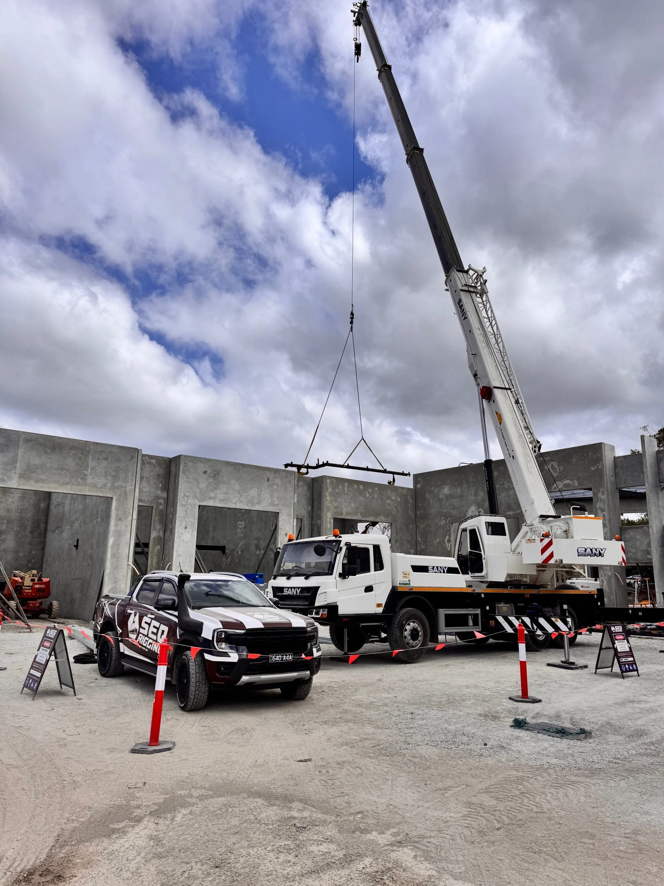 Helensvale - Warehouse