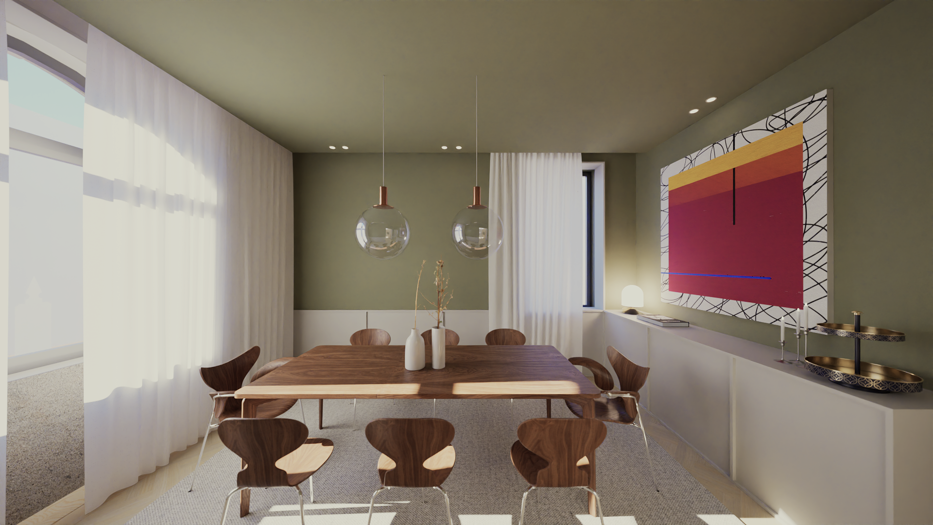 Sala de jantar com mesa de madeira, cadeiras de madeira em volta, luminárias de vidro penduradas, cortinas brancas, parede verde com quadro abstrato vermelho, decorações em dourado na mesa lateral.