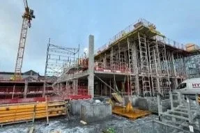 LAB Entreprenør: Næringsbygg i Knarvik