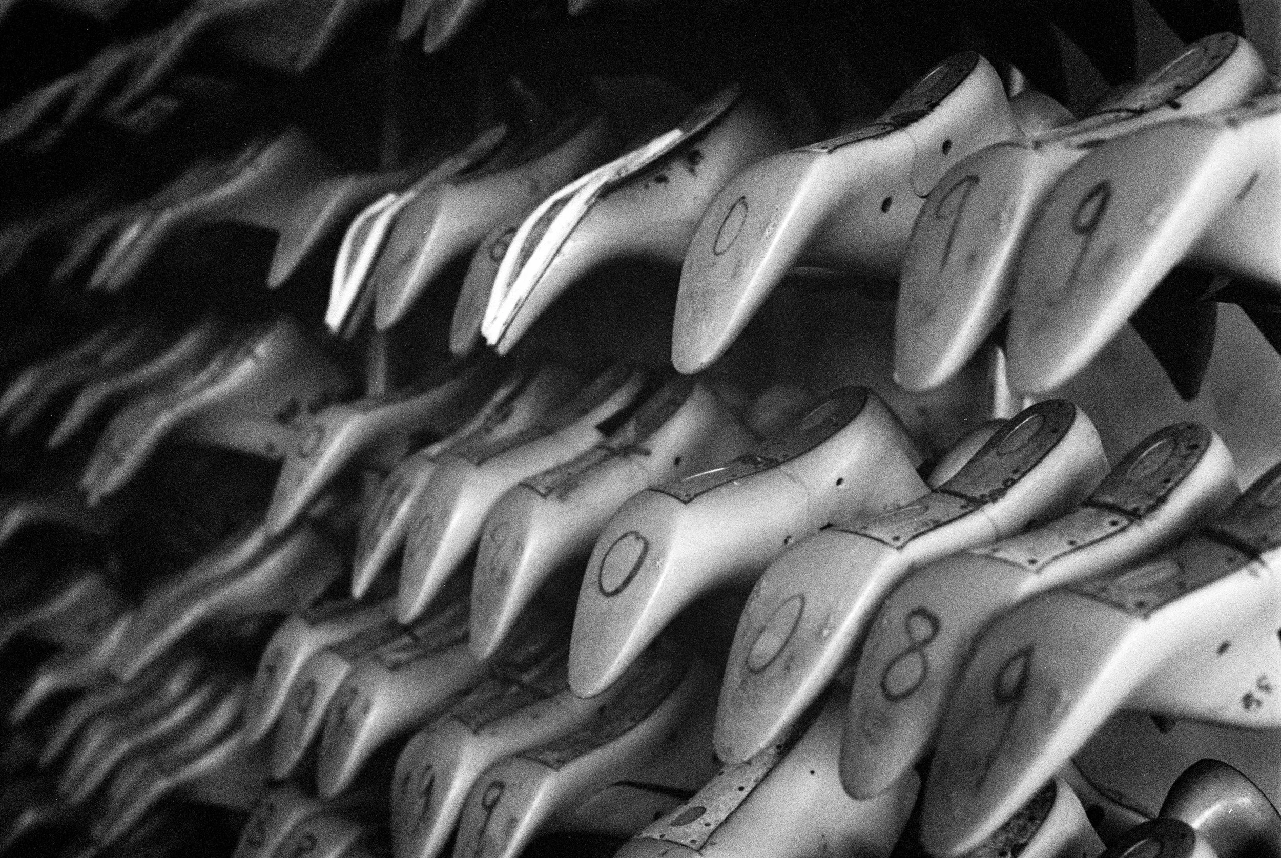 Tony Mora Fabrik Stiefel Spanien auf Iford Film