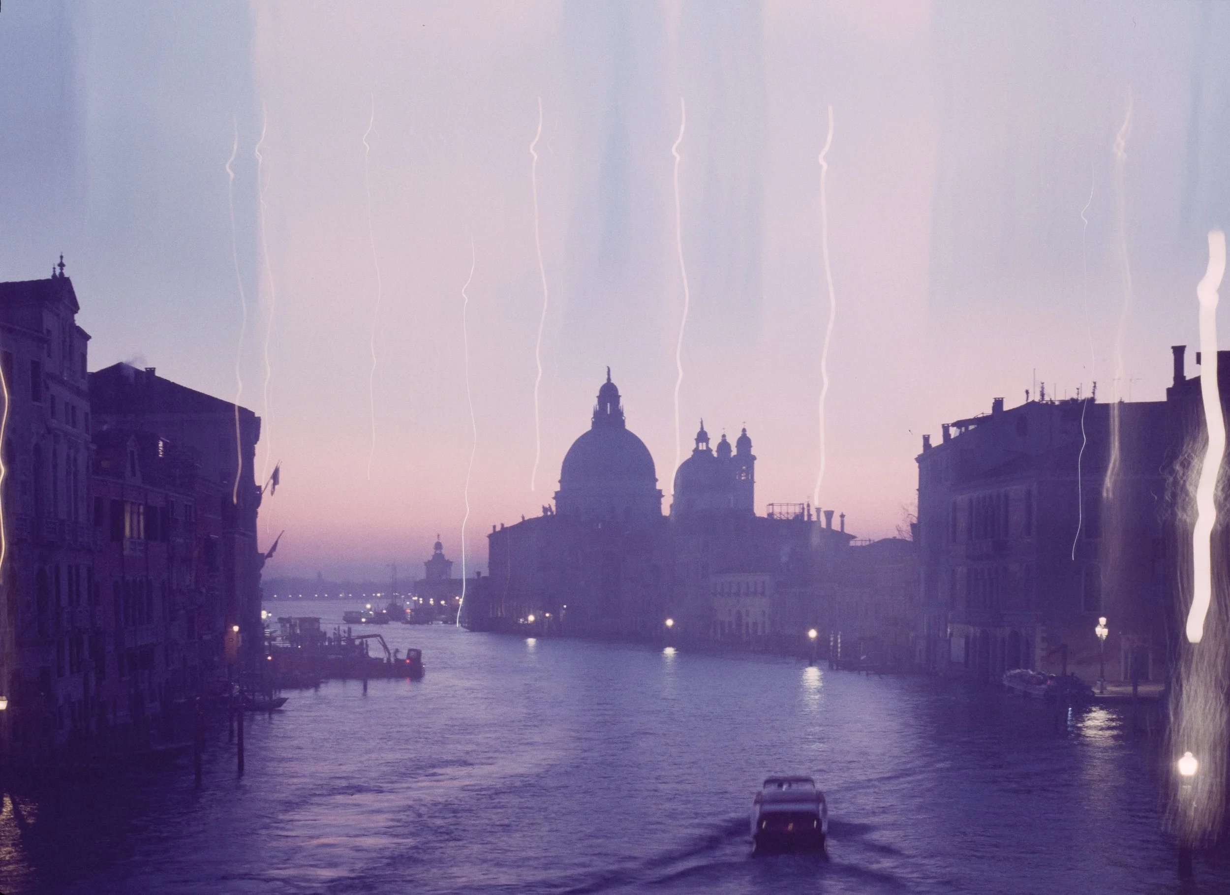 Hasselblad Flextight X5 vs. Noritsu HS-1800: Is the 39MP Virtual Drum Scan Worth It?