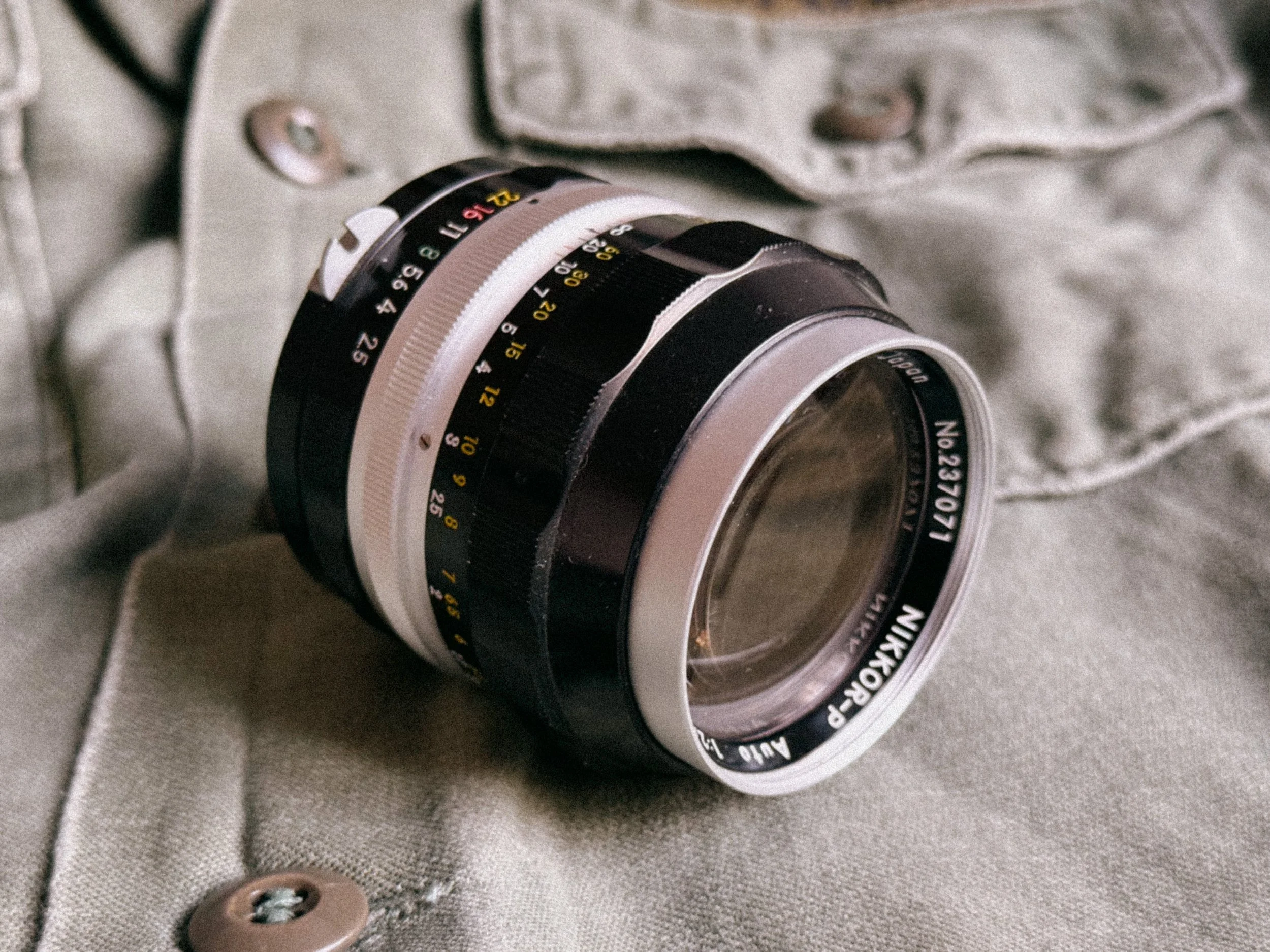 Nikkor-P 105mm F/2.5 NonAI