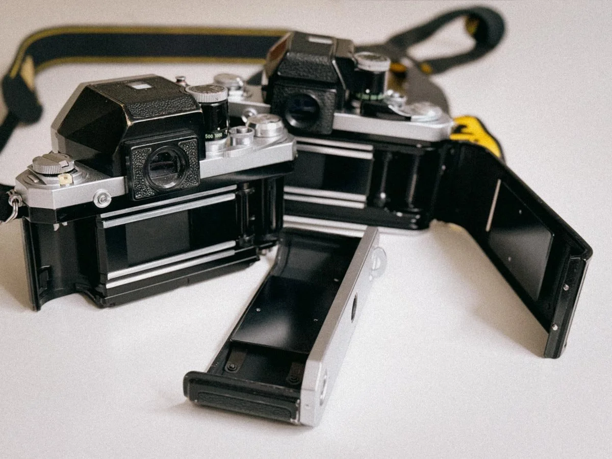 Nikon F vs F2 back removed