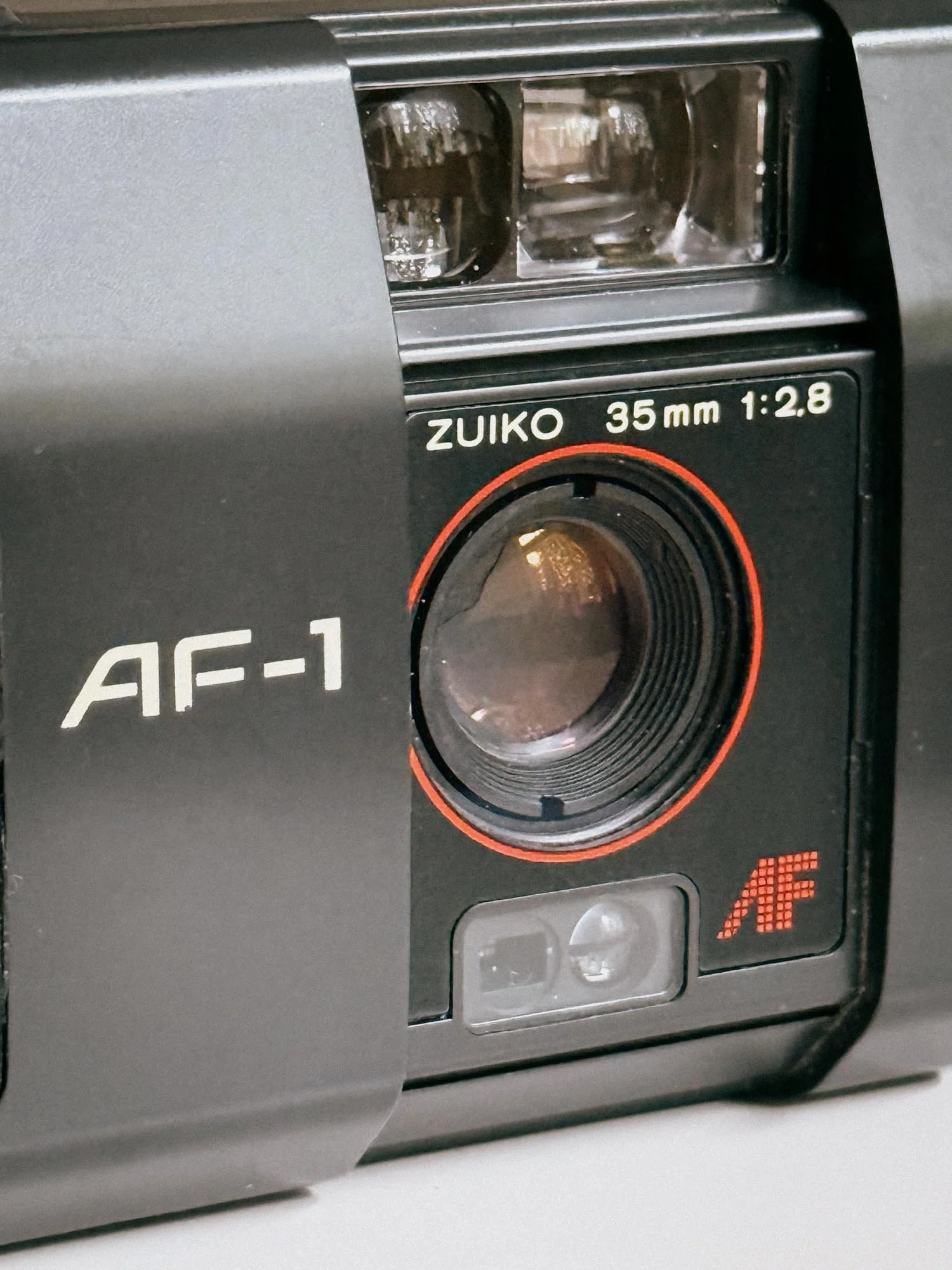 Olympus AF-1 35mm f/2.8 Lens