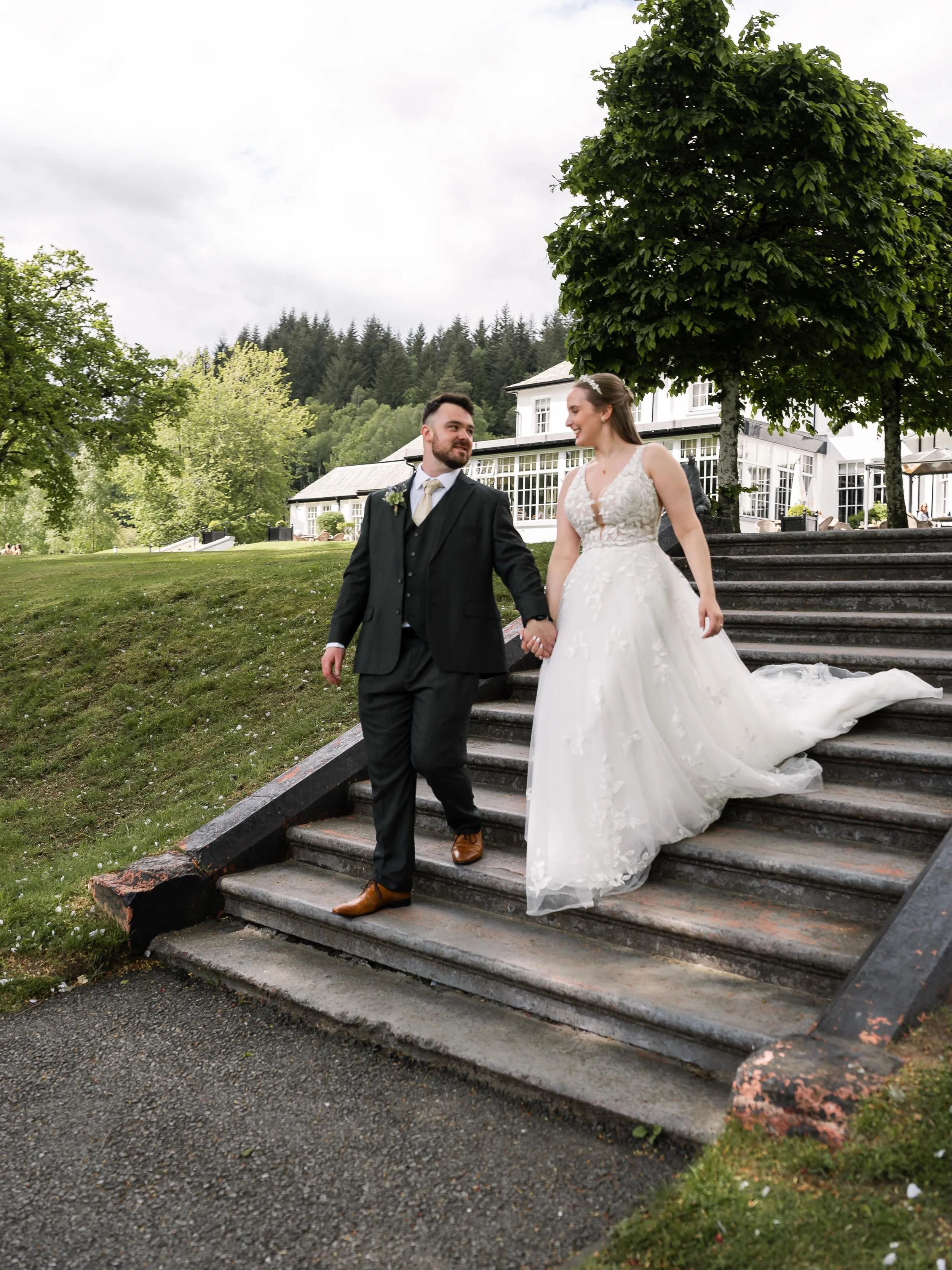 Hope and Jordan&rsquo;s wedding in beautiful Dunkeld was a day to remember. With glorious sunshine, stunning surroundings, and so many loved ones gathered together, it was a celebration filled with happiness, laughter, and unforgettable moments.

Pho