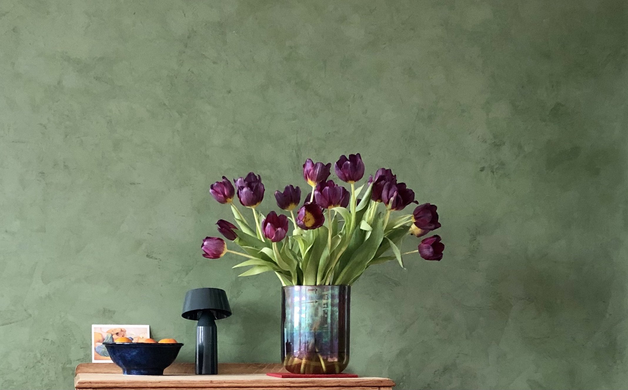 dirt plastering with flower