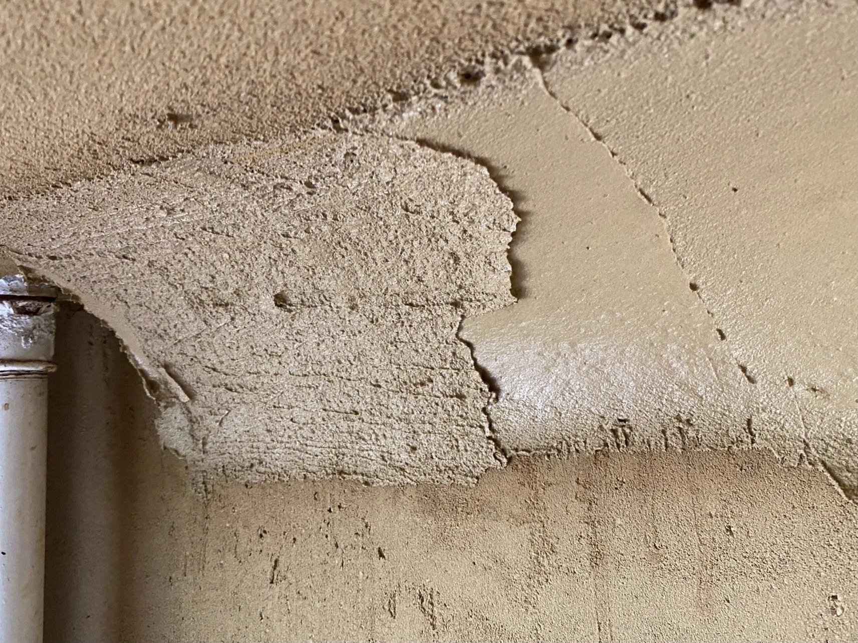 cob plaster corner preparation