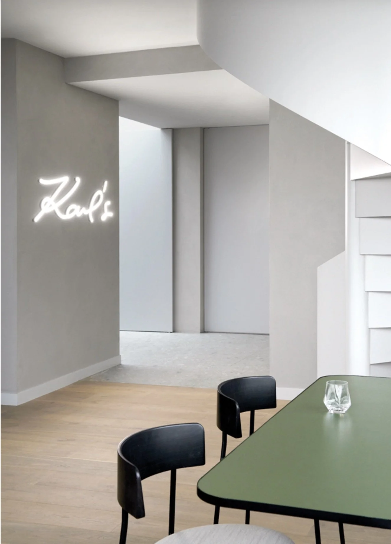 concrete look clay plaster Lagerfeld