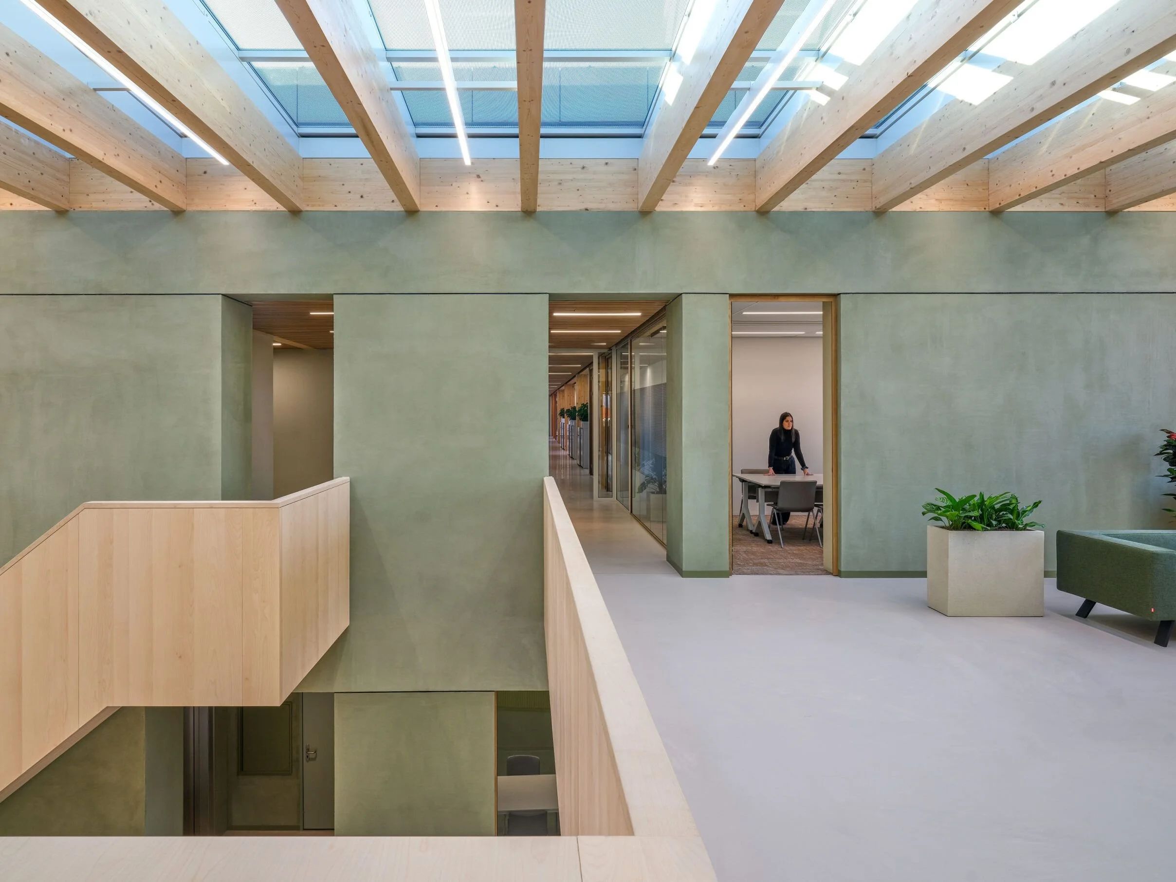 clay finish plaster in prison