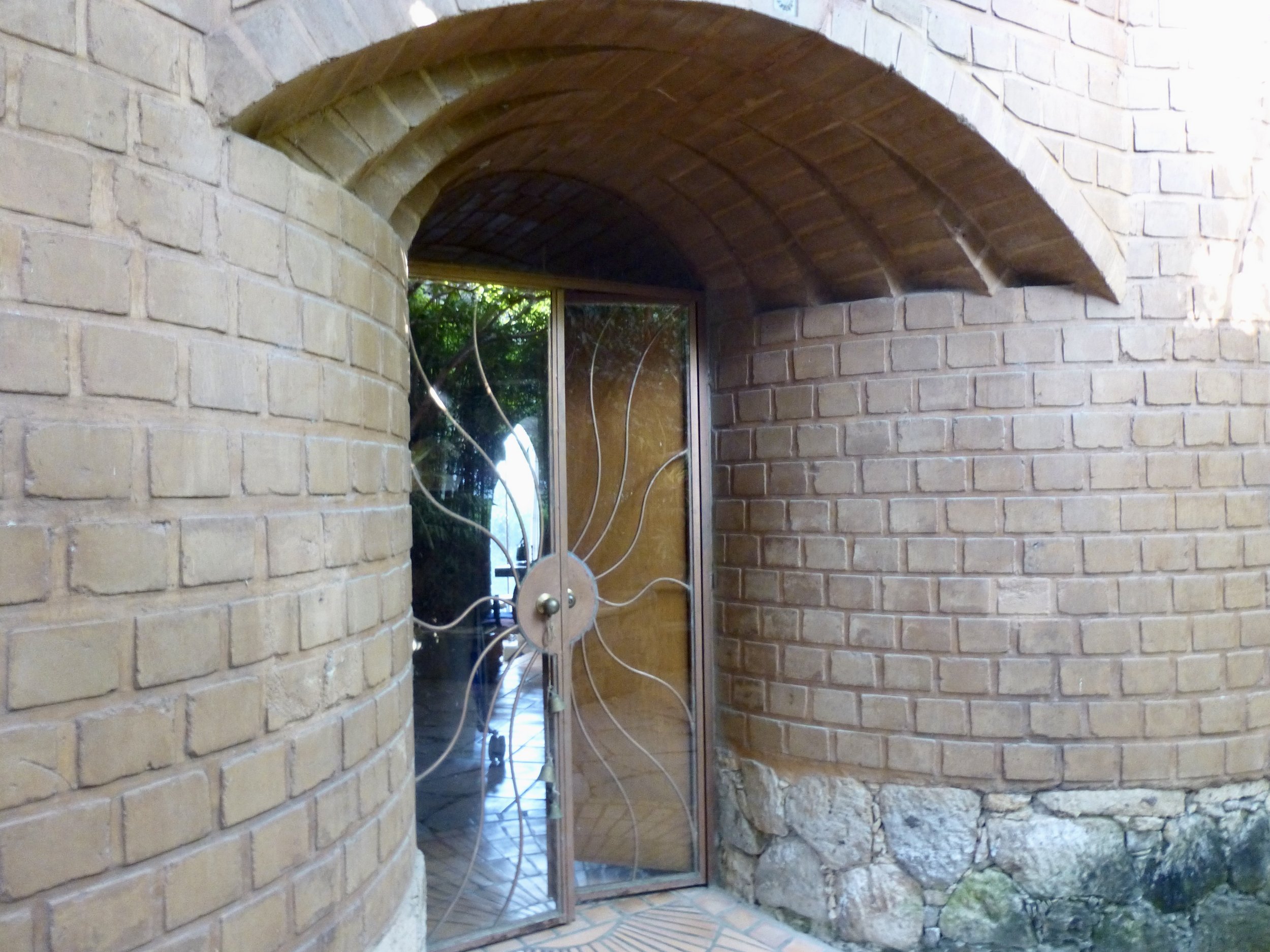 earthen render adobe bricks