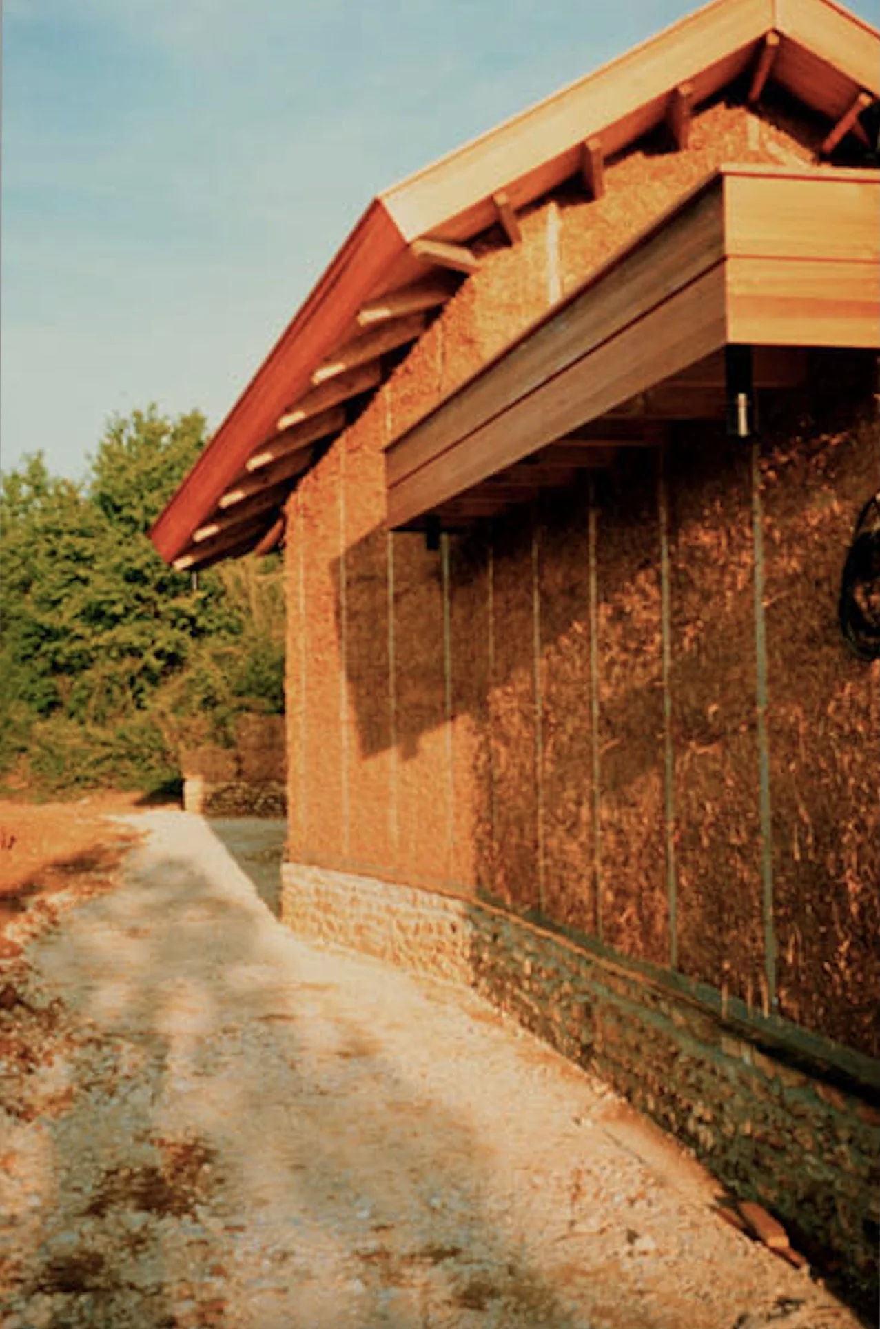 earthen render  straw clay house
