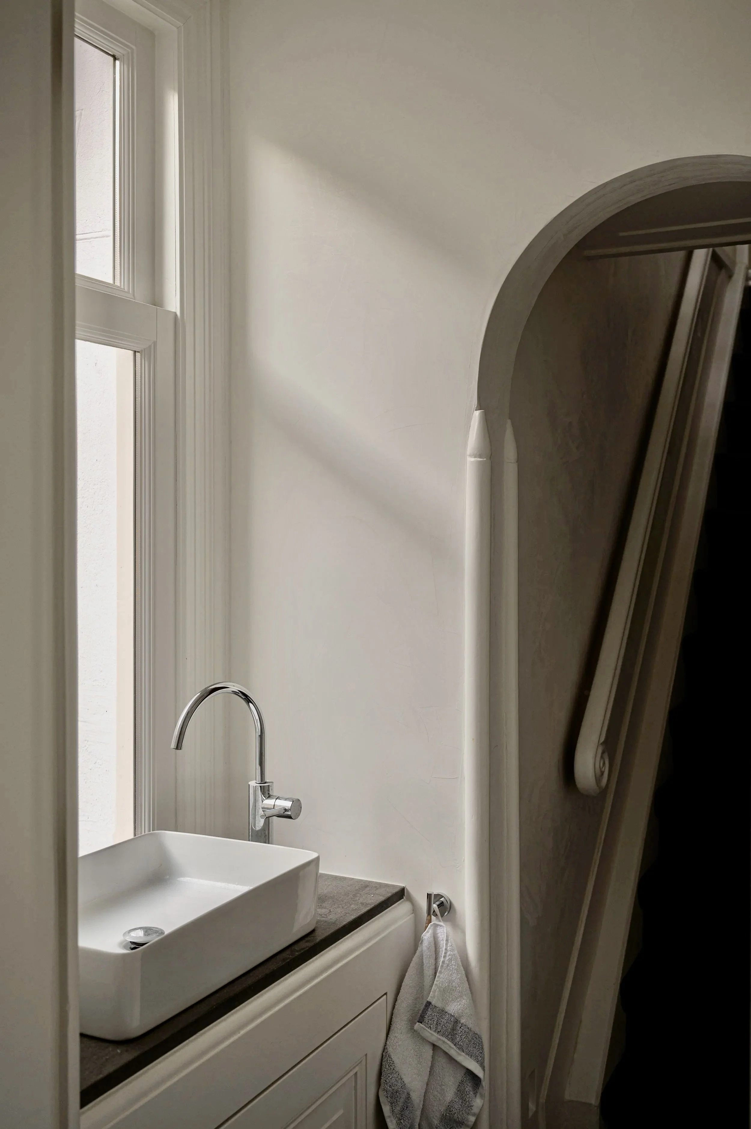 loam plaster paint breathes