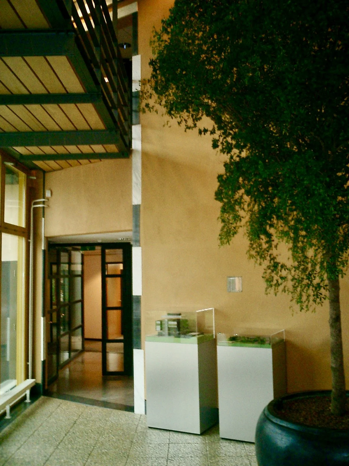 earthen architecture office building