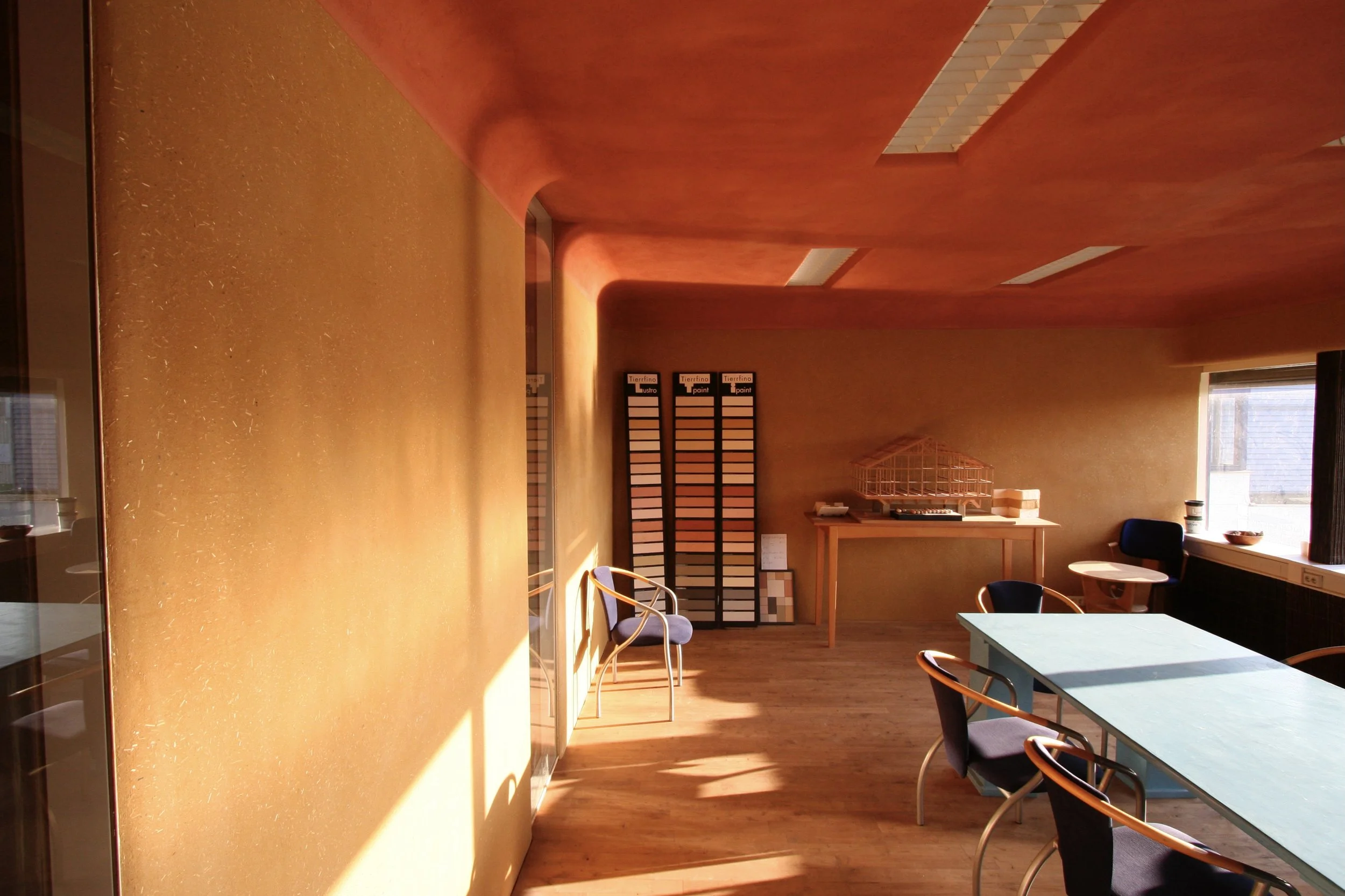 earthen clay mud cob render