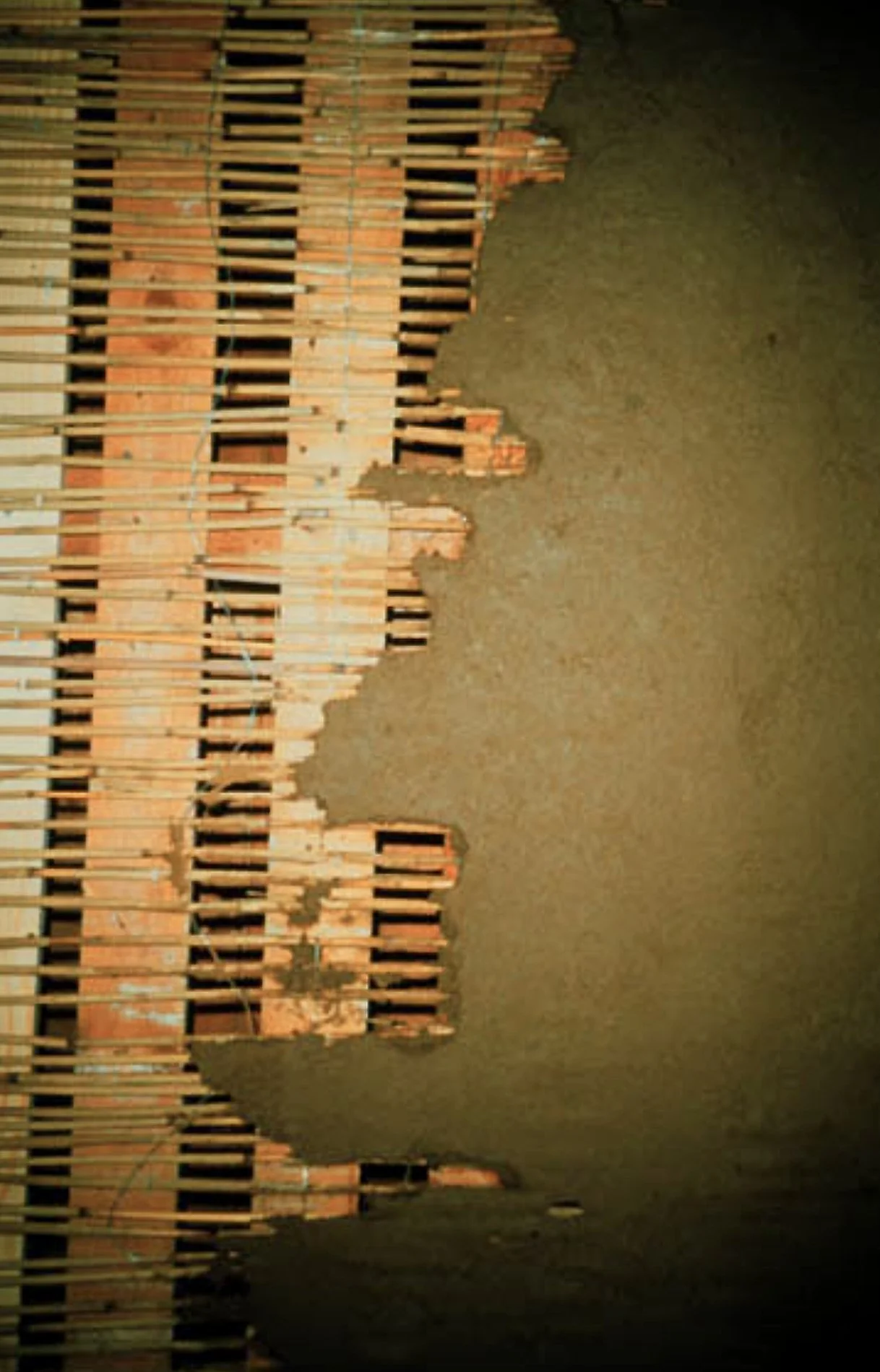 earthen render reed base Tierrafino