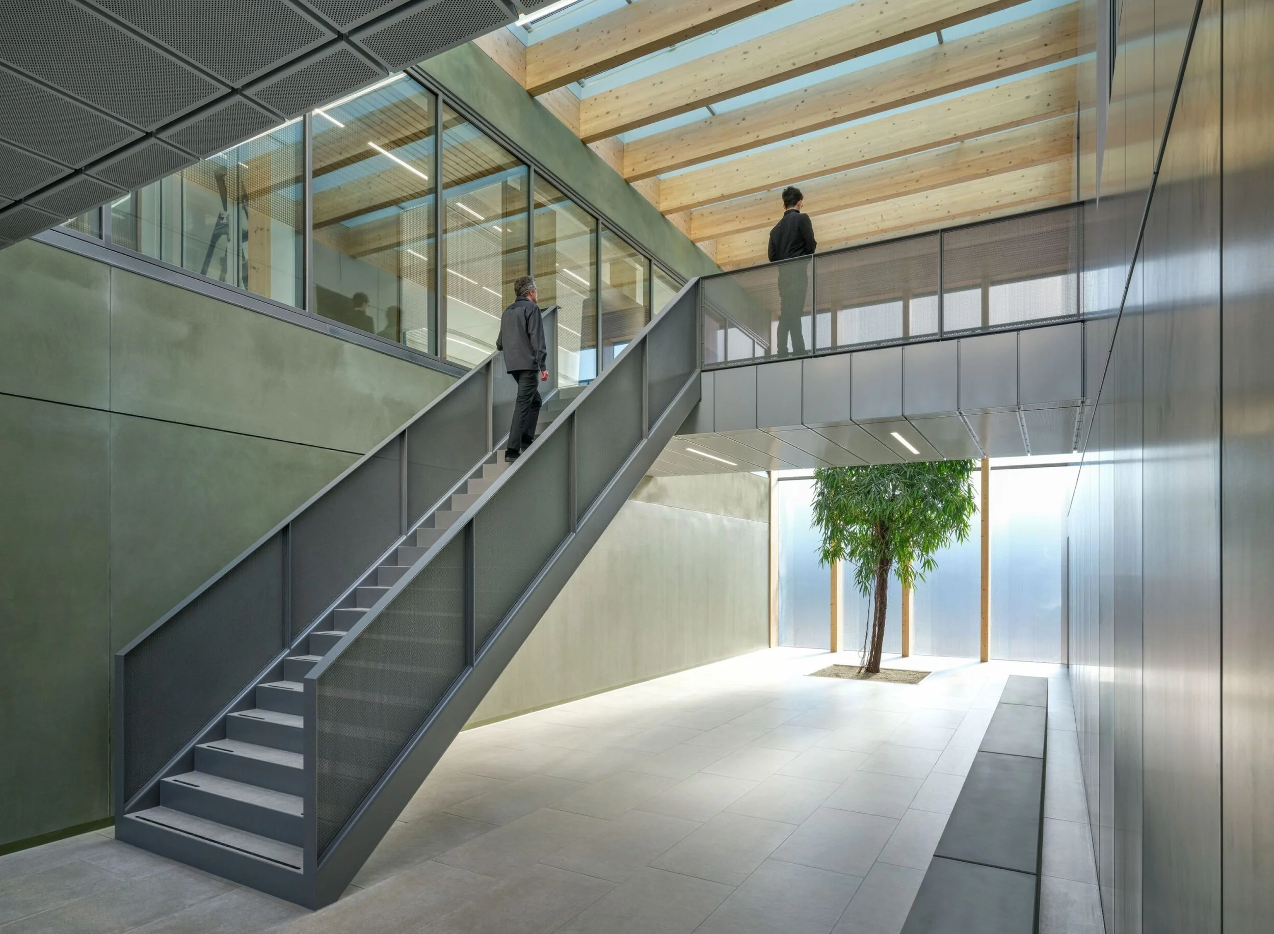 clay finsh plaster in prison