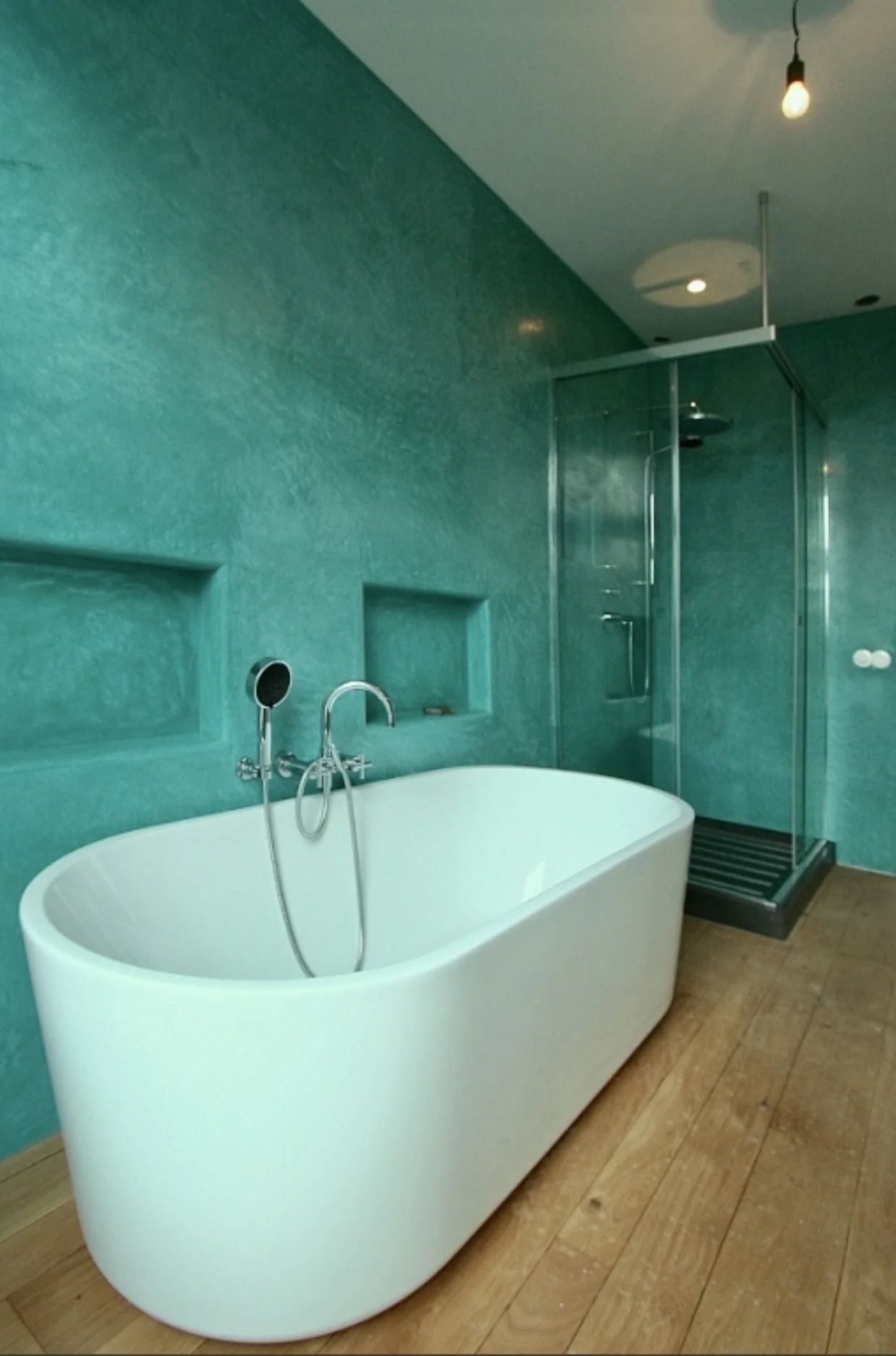 Tadelakt lime plaster turquoise