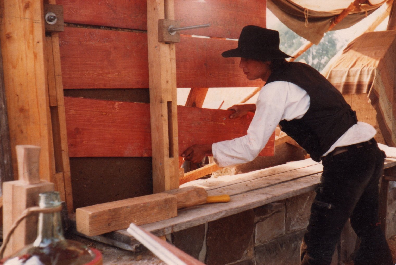 rammed earth woud formwork