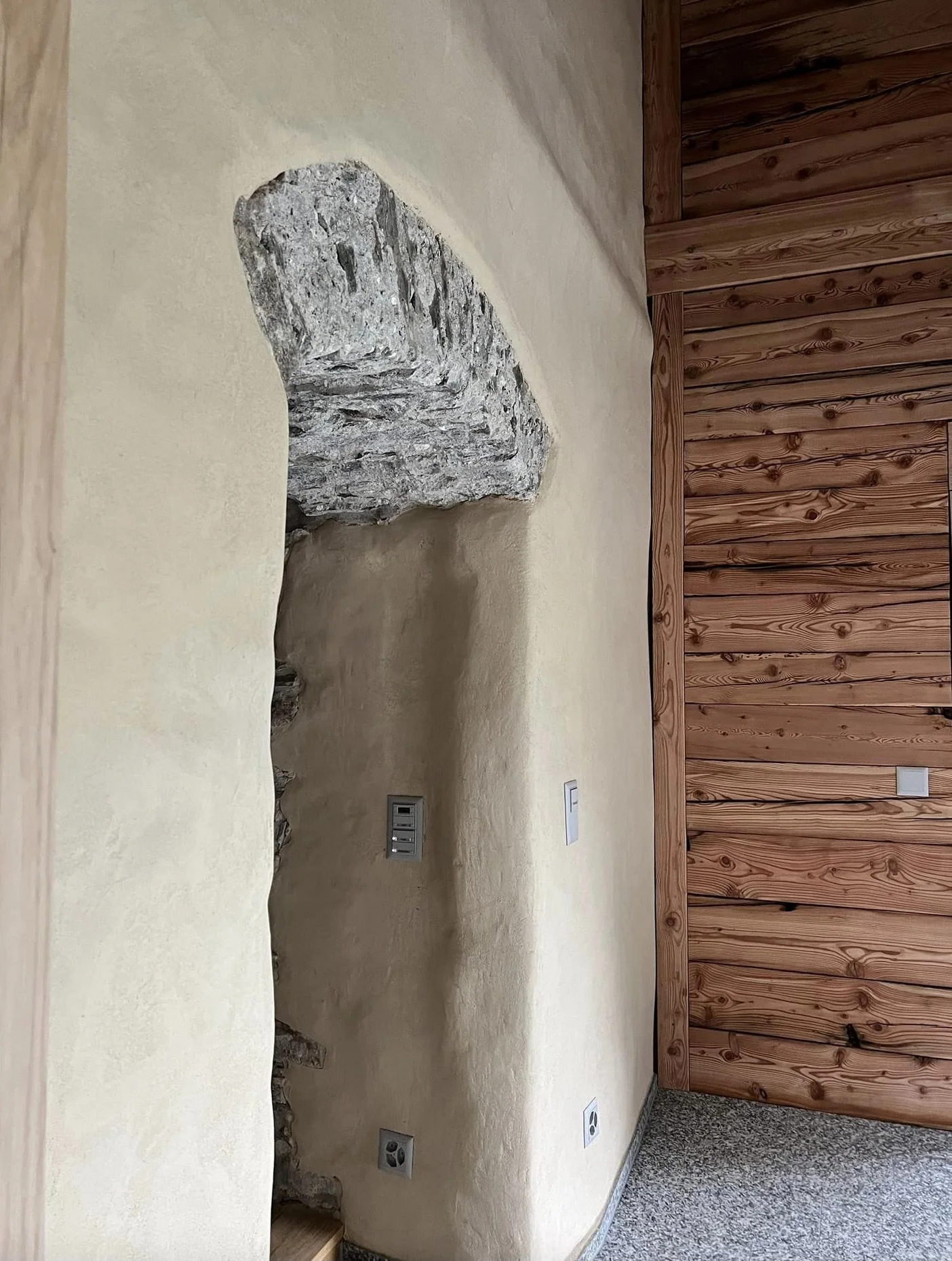 Clay stucco Dover white