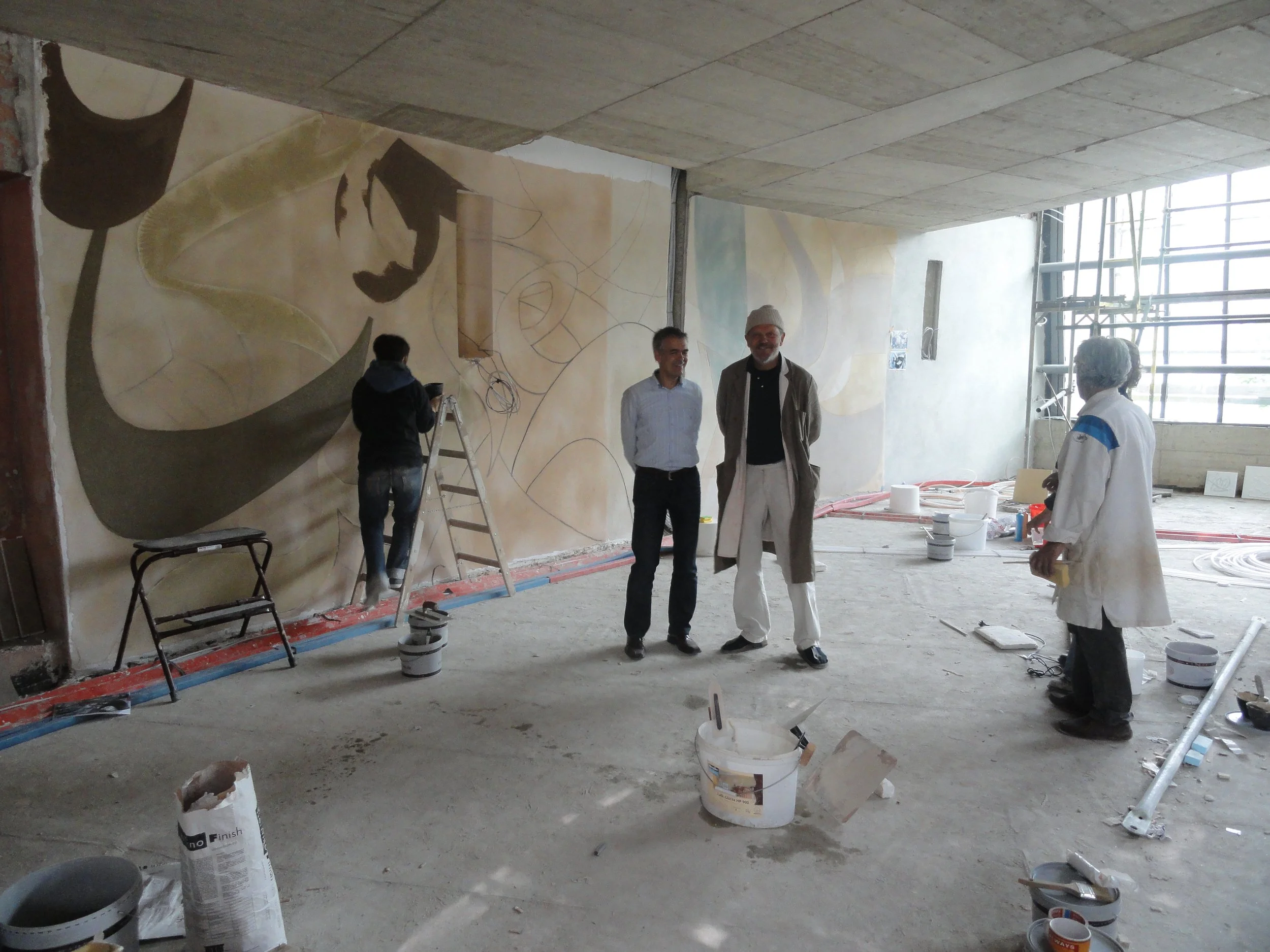 earthen clay plaster tadelakt at work